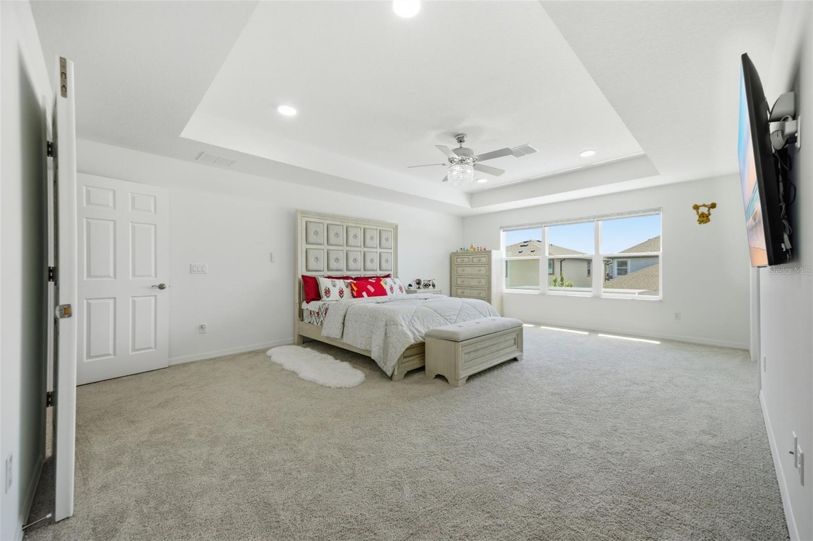 Listing photo id 51 for 7792 Notched Pine Bend