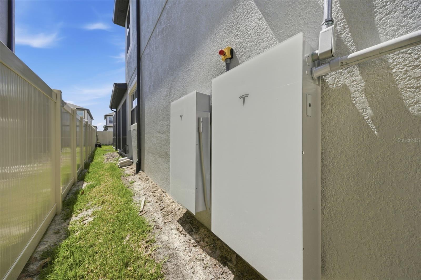 Listing photo id 65 for 7792 Notched Pine Bend