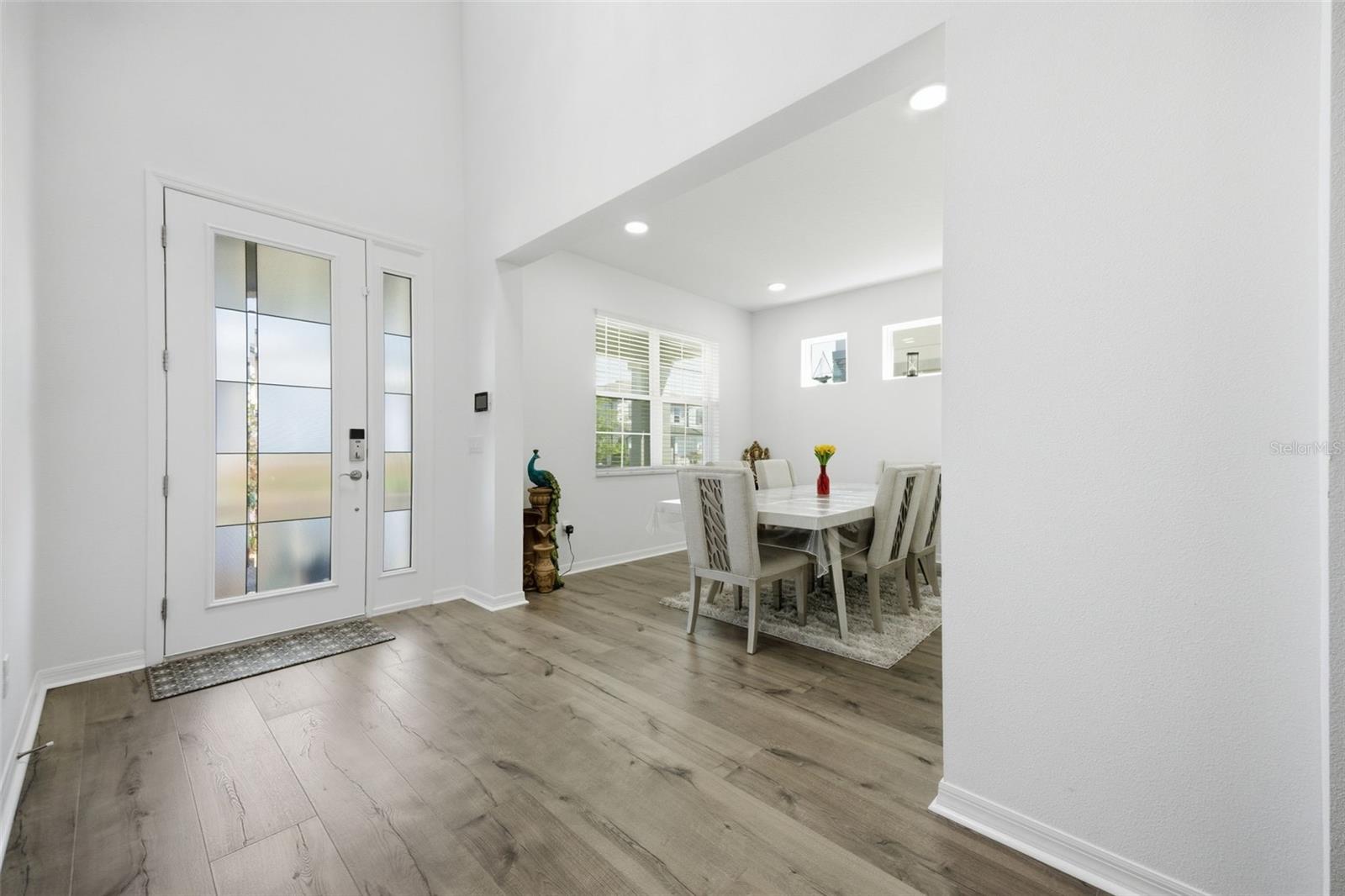 Listing photo id 5 for 7792 Notched Pine Bend