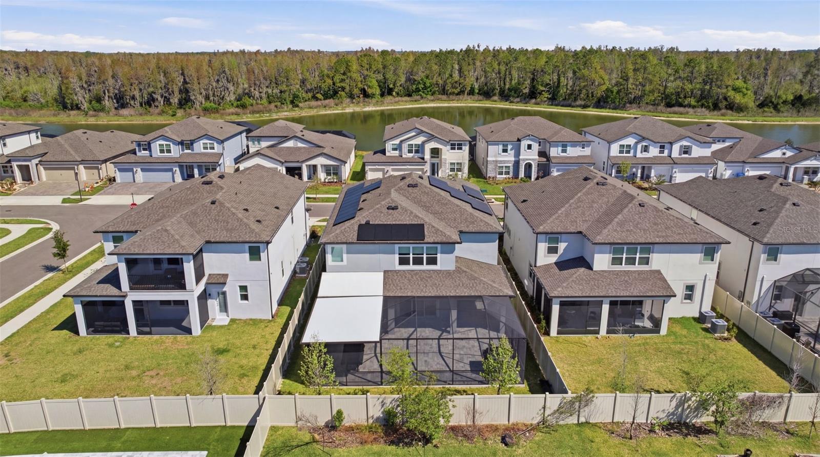 Listing photo id 70 for 7792 Notched Pine Bend