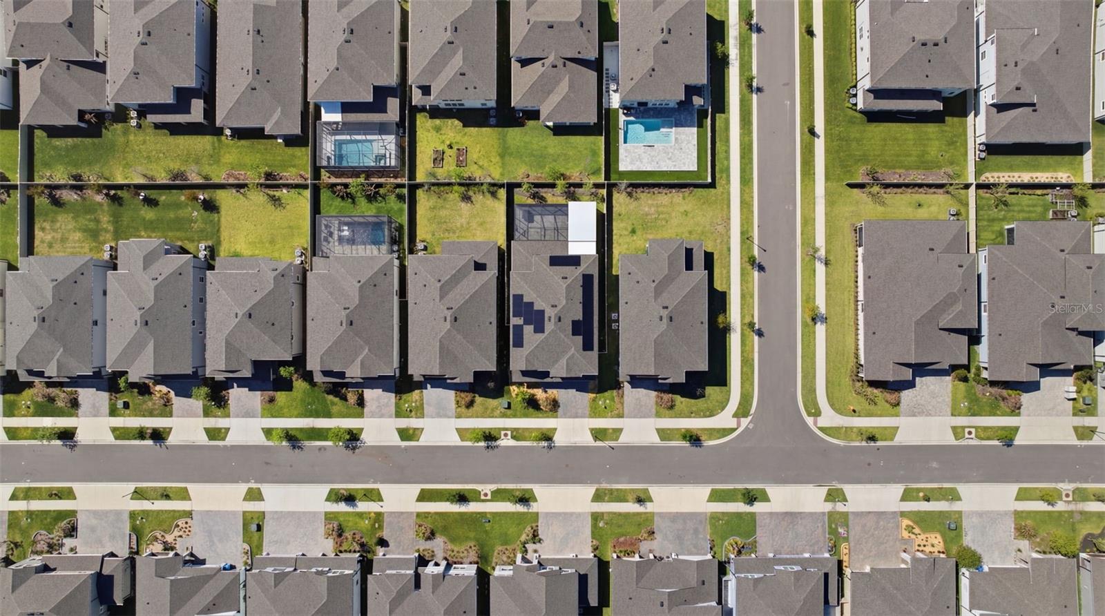 Listing photo id 75 for 7792 Notched Pine Bend