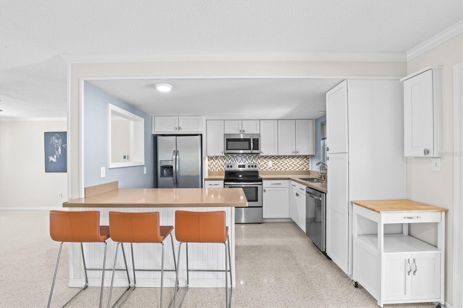 Image 16 of 37 For 1022 Sunnydale Drive