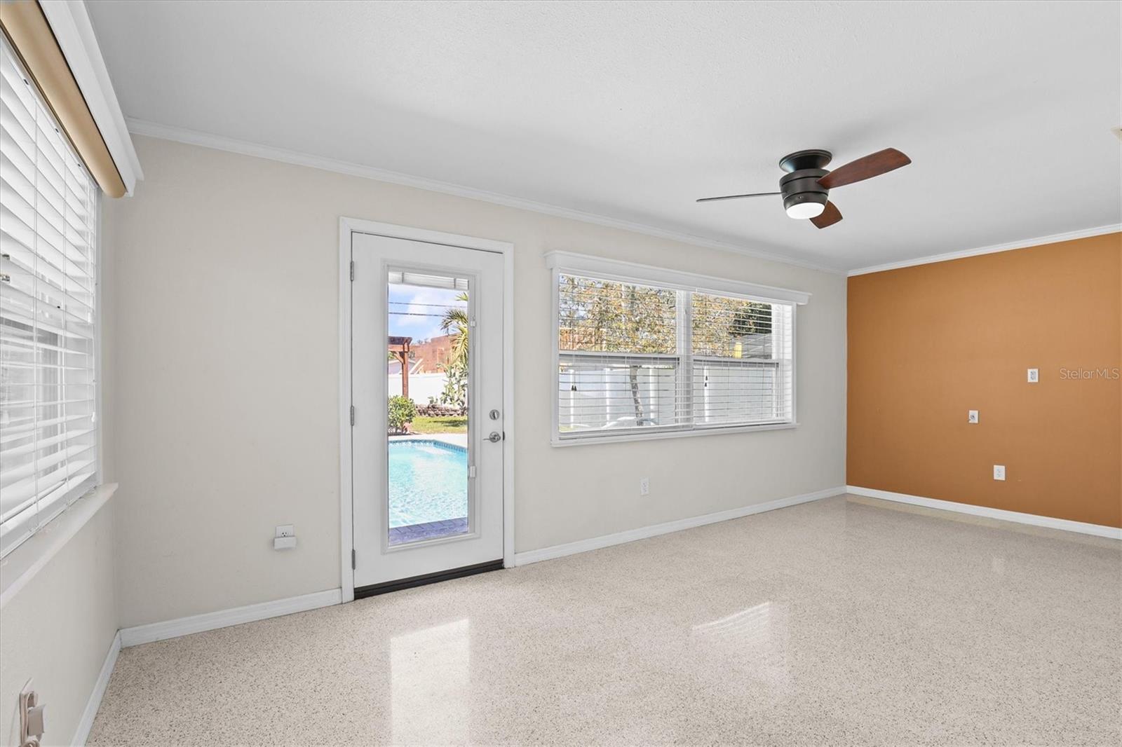 Image 20 of 37 For 1022 Sunnydale Drive