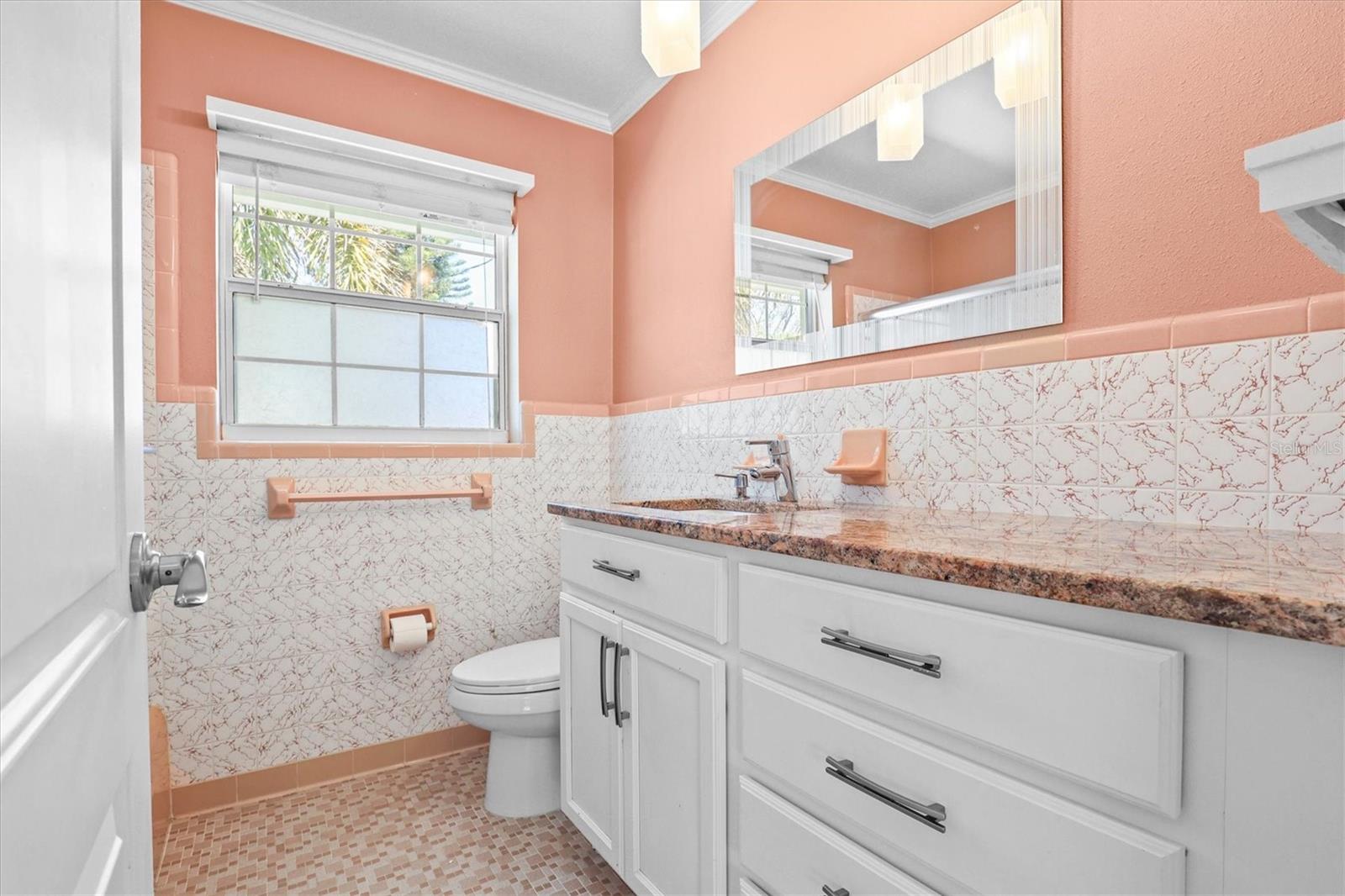 Image 25 of 37 For 1022 Sunnydale Drive