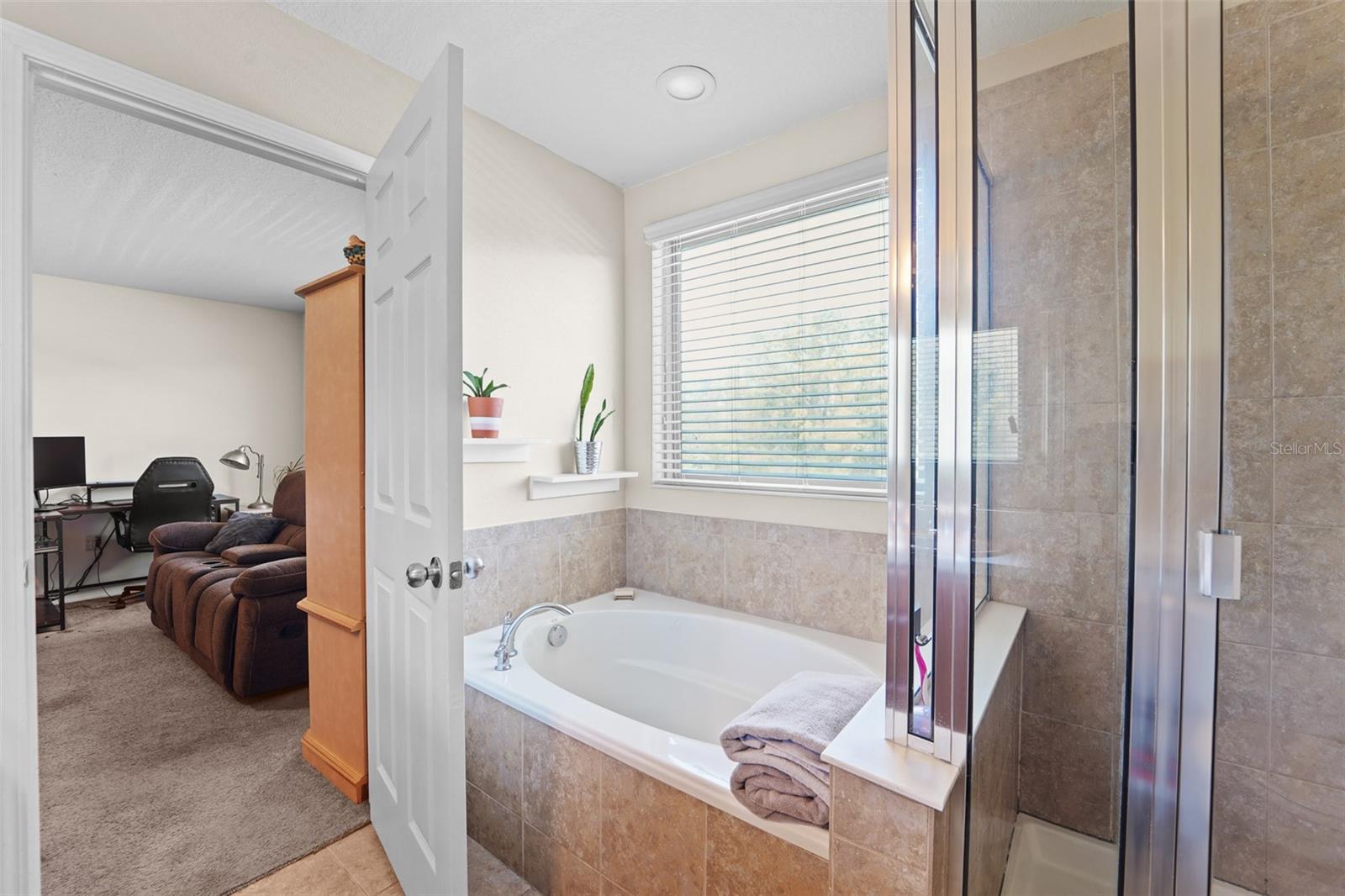 Image 23 of 38 For 1791 Trillium Boulevard