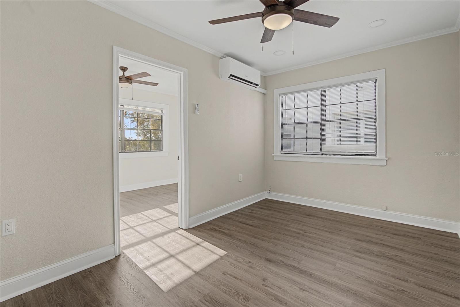 Image 11 of 17 For 517 Columbia Drive 20