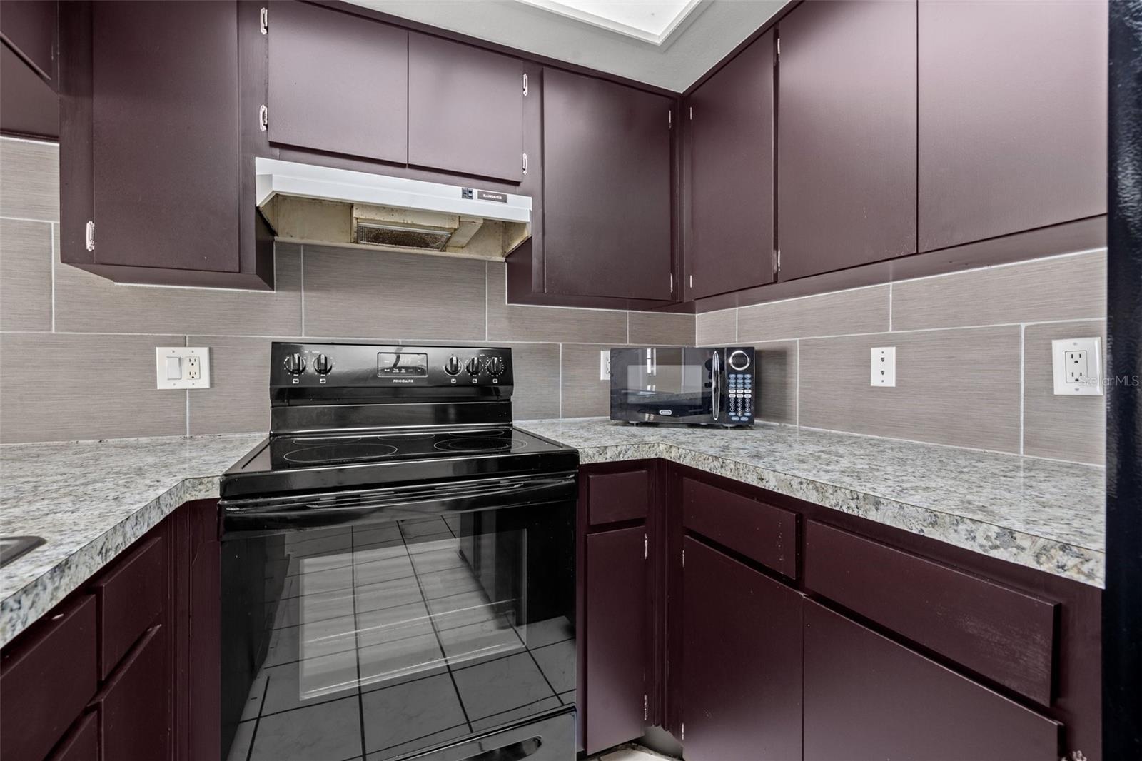 Image 7 of 23 For 2715 63rd Terrace N B