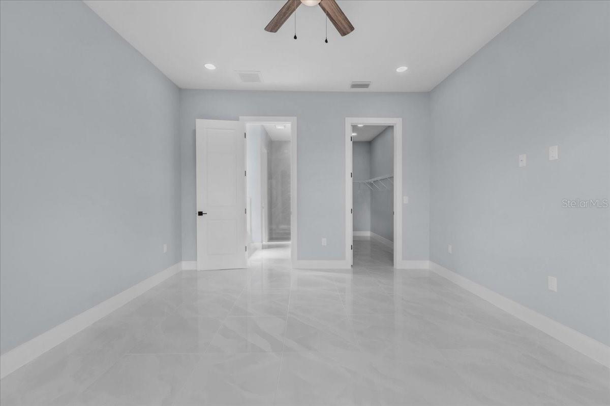 Image 26 of 43 For 1926 Tryon Court