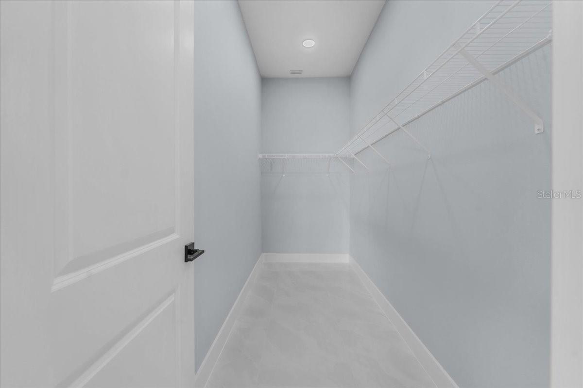 Image 27 of 43 For 1926 Tryon Court