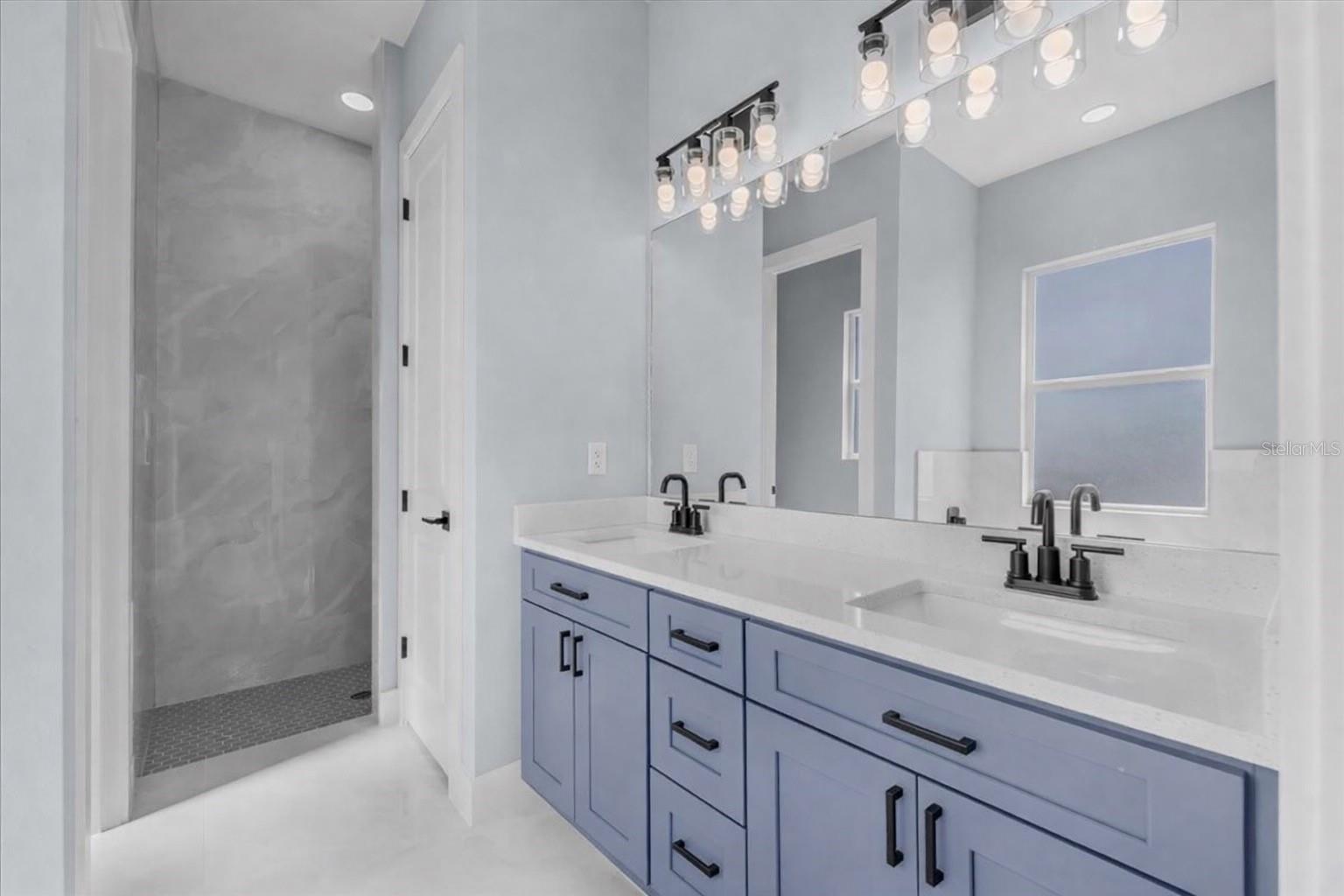 Image 28 of 43 For 1926 Tryon Court