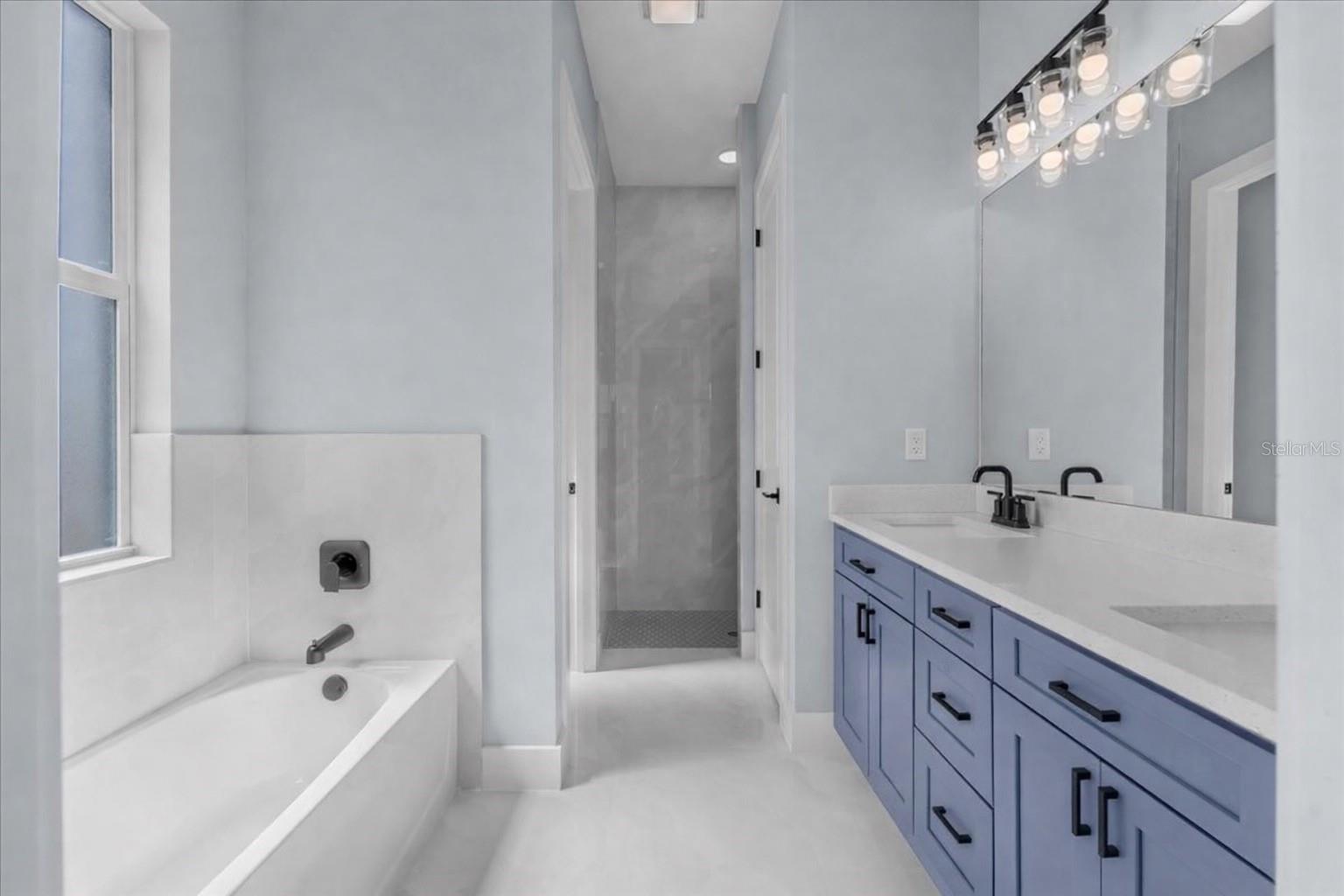 Image 29 of 43 For 1926 Tryon Court