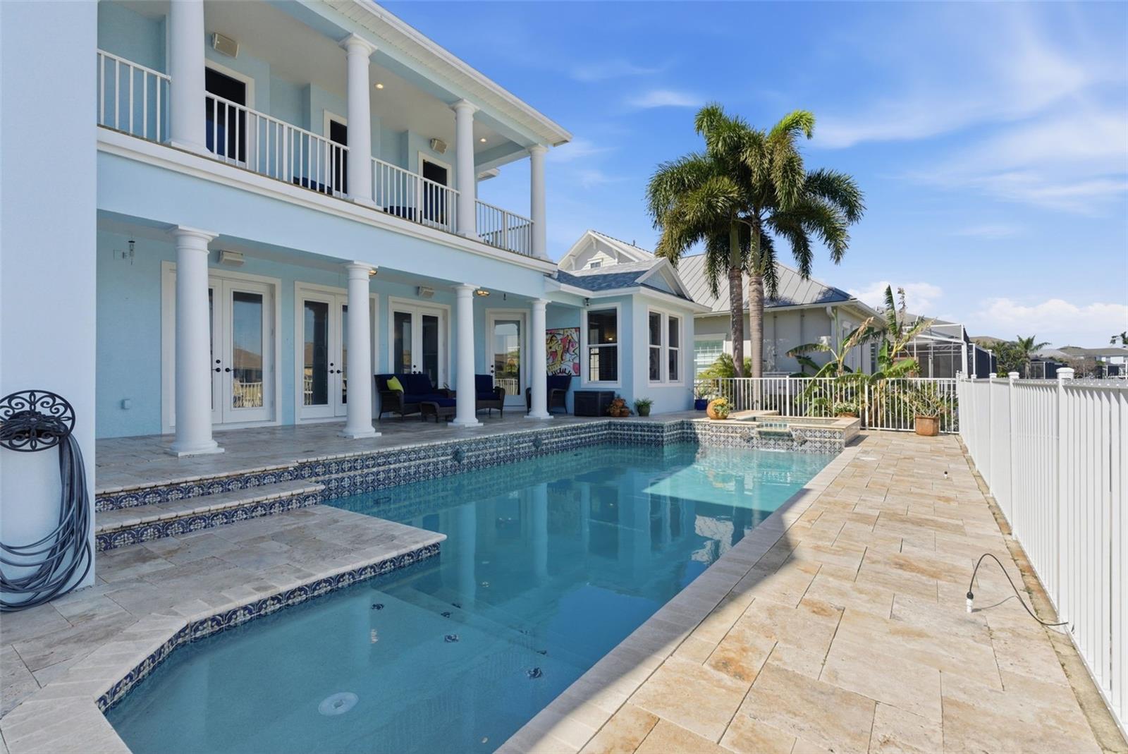 Image 21 of 92 For 715 Islebay Drive