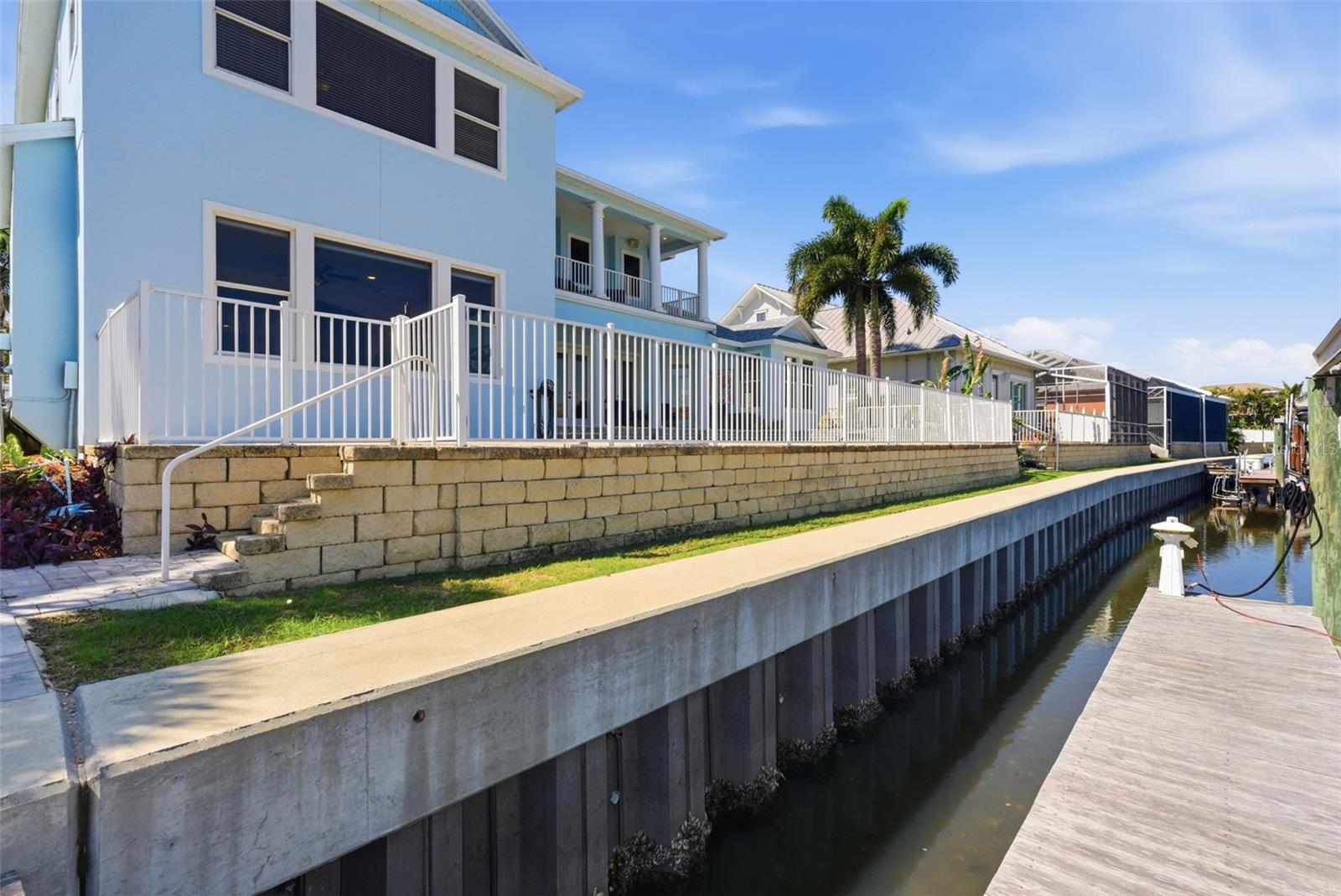 Image 24 of 92 For 715 Islebay Drive