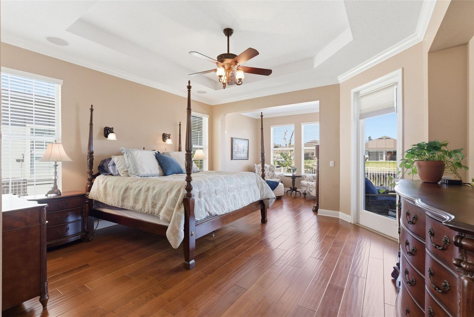 Image 36 of 92 For 715 Islebay Drive