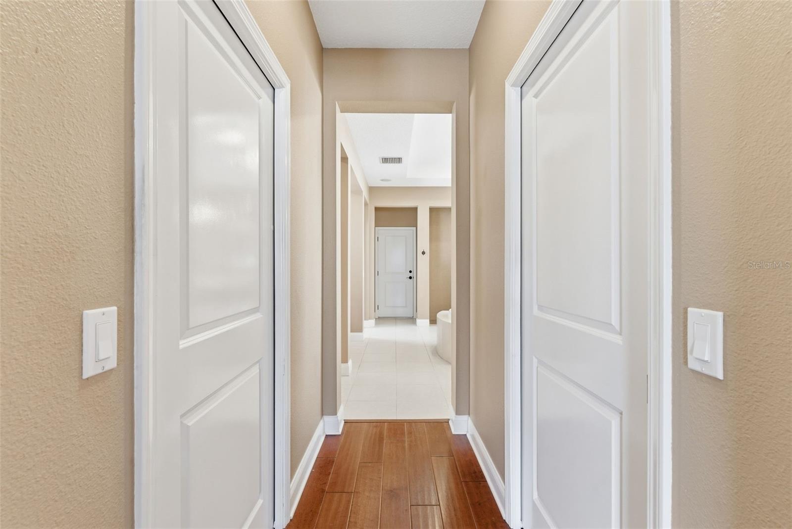 Image 40 of 92 For 715 Islebay Drive