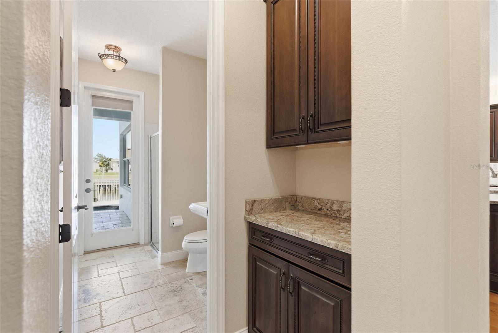 Image 47 of 92 For 715 Islebay Drive