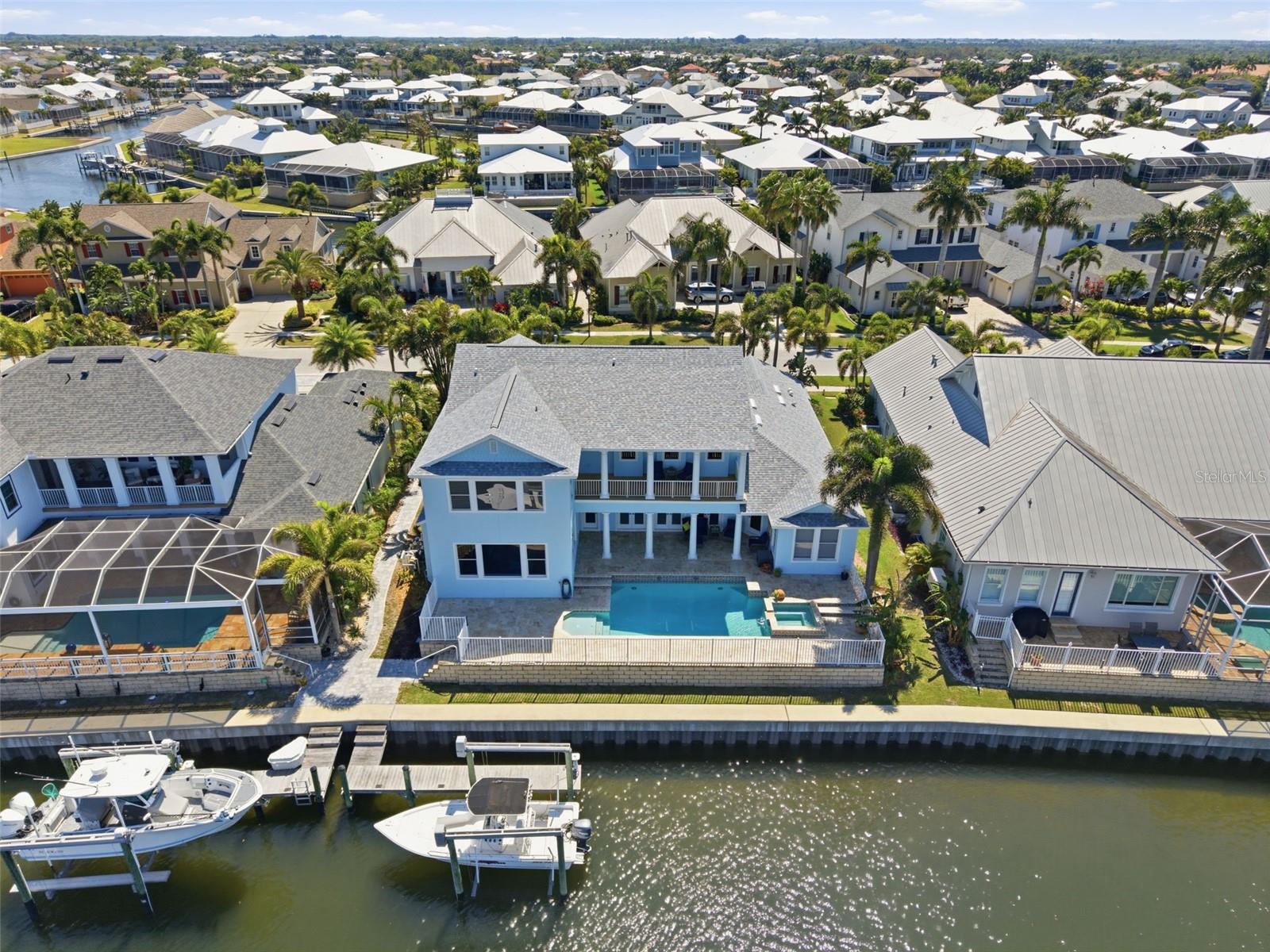 Image 72 of 92 For 715 Islebay Drive