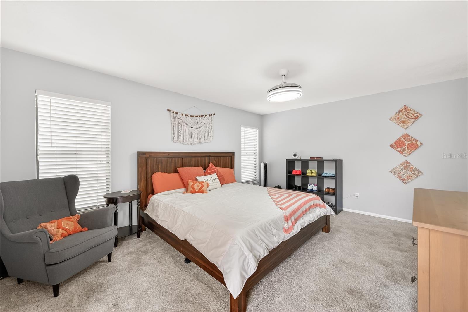 Listing photo id 13 for 18322 Swan Lake Drive