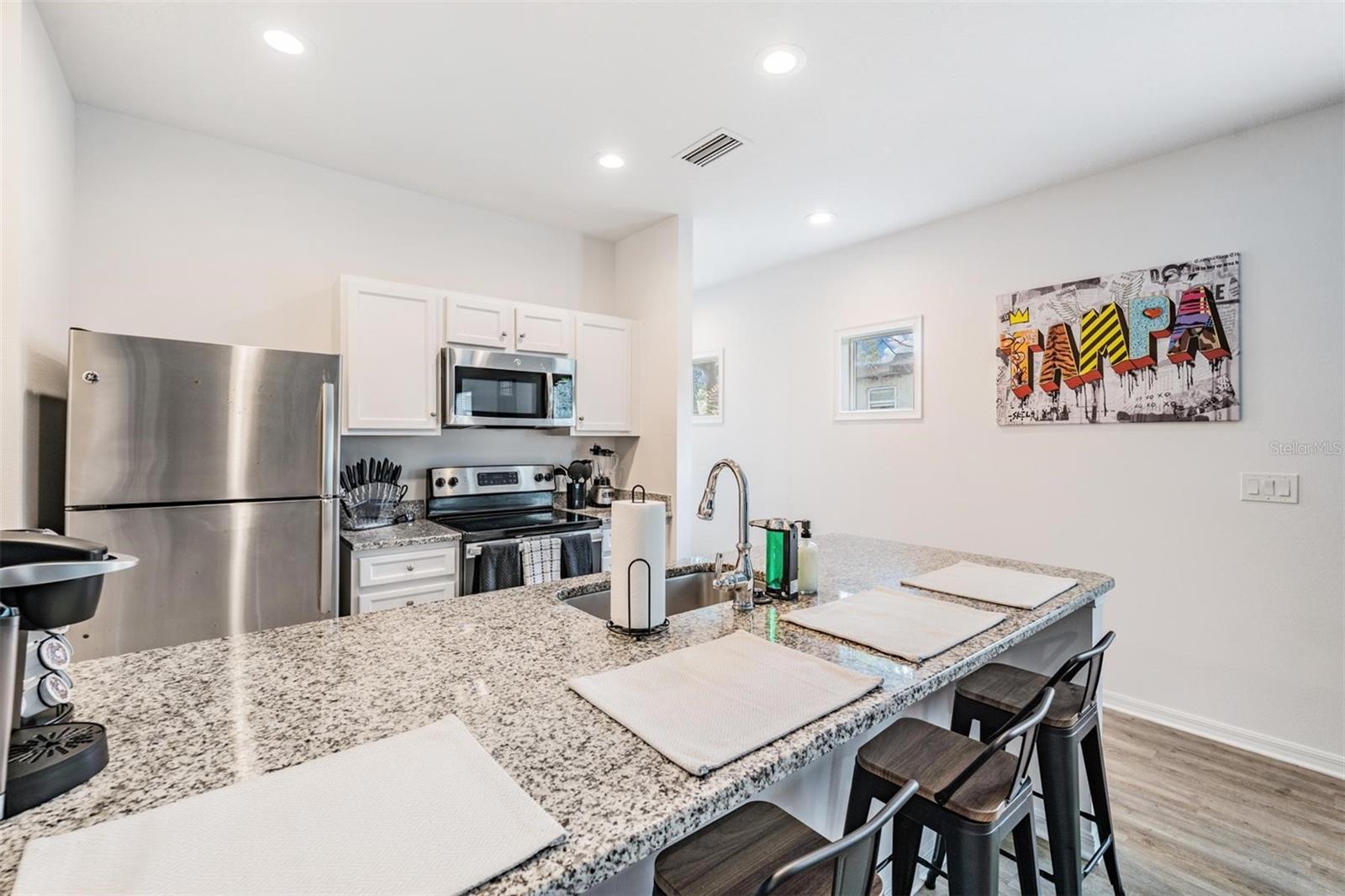 Image 13 of 42 For 2604 Highland Avenue A