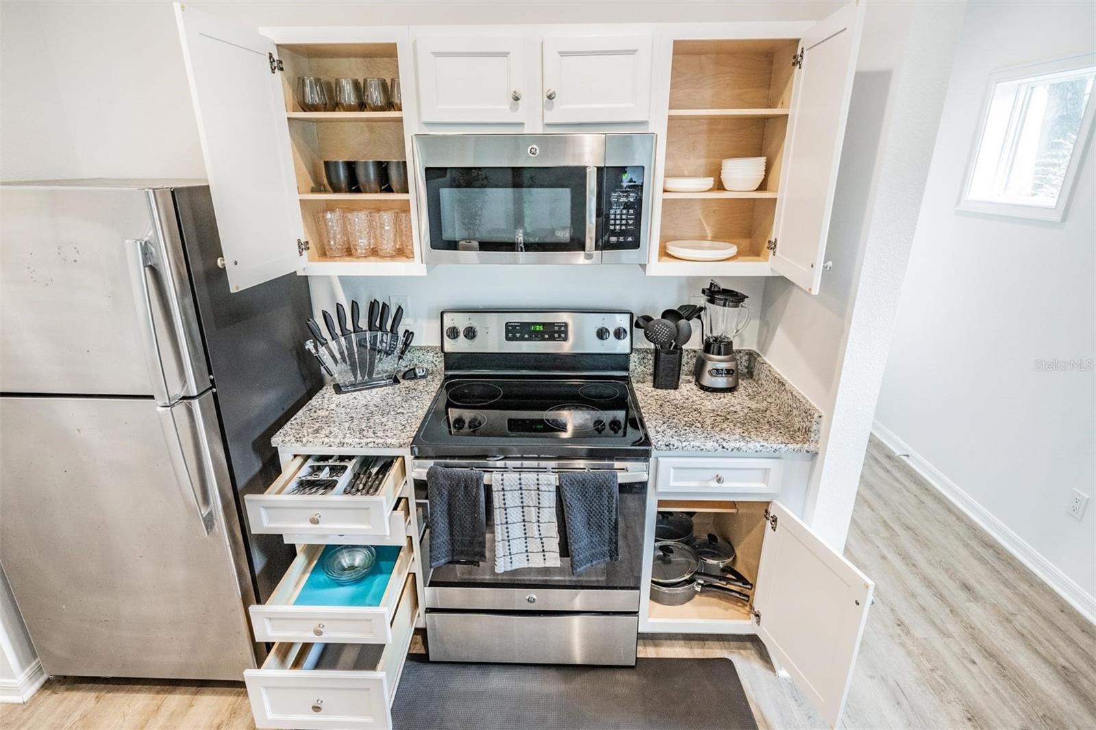 Image 16 of 42 For 2604 Highland Avenue A