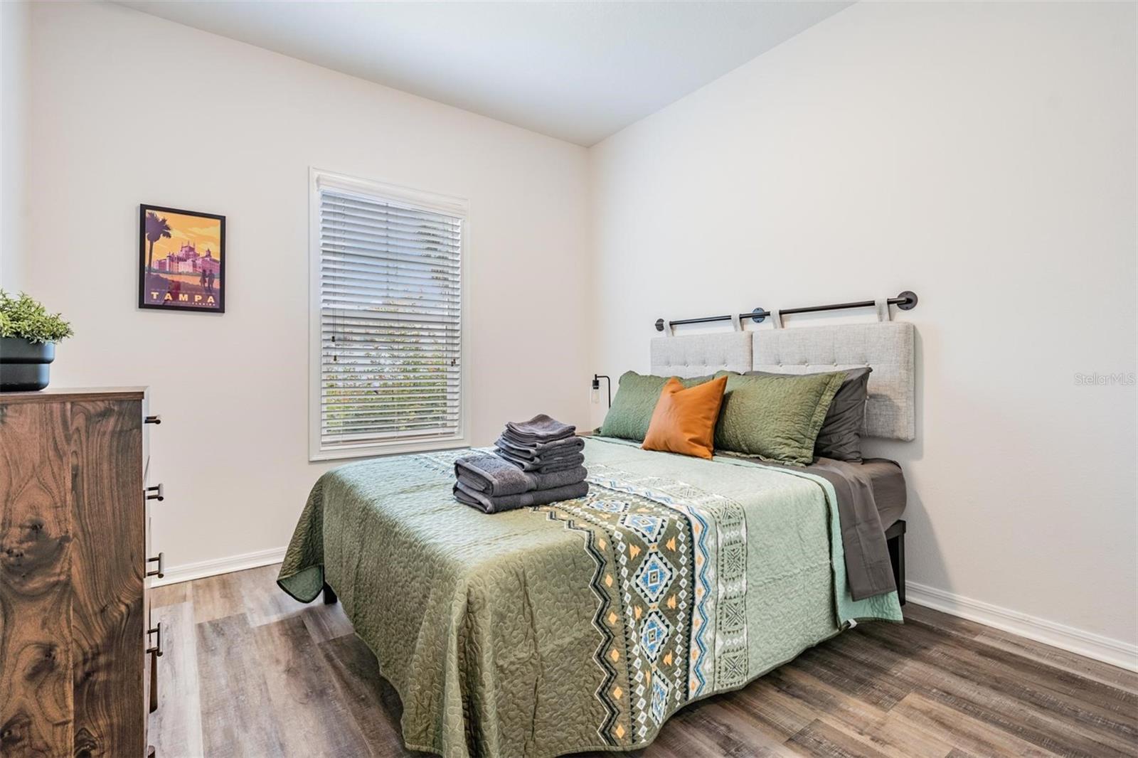 Image 27 of 42 For 2604 Highland Avenue A