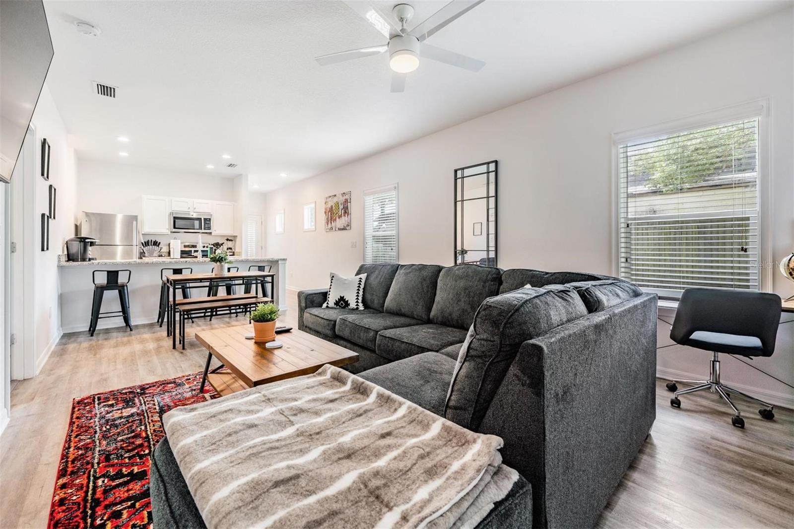 Image 5 of 42 For 2604 Highland Avenue A