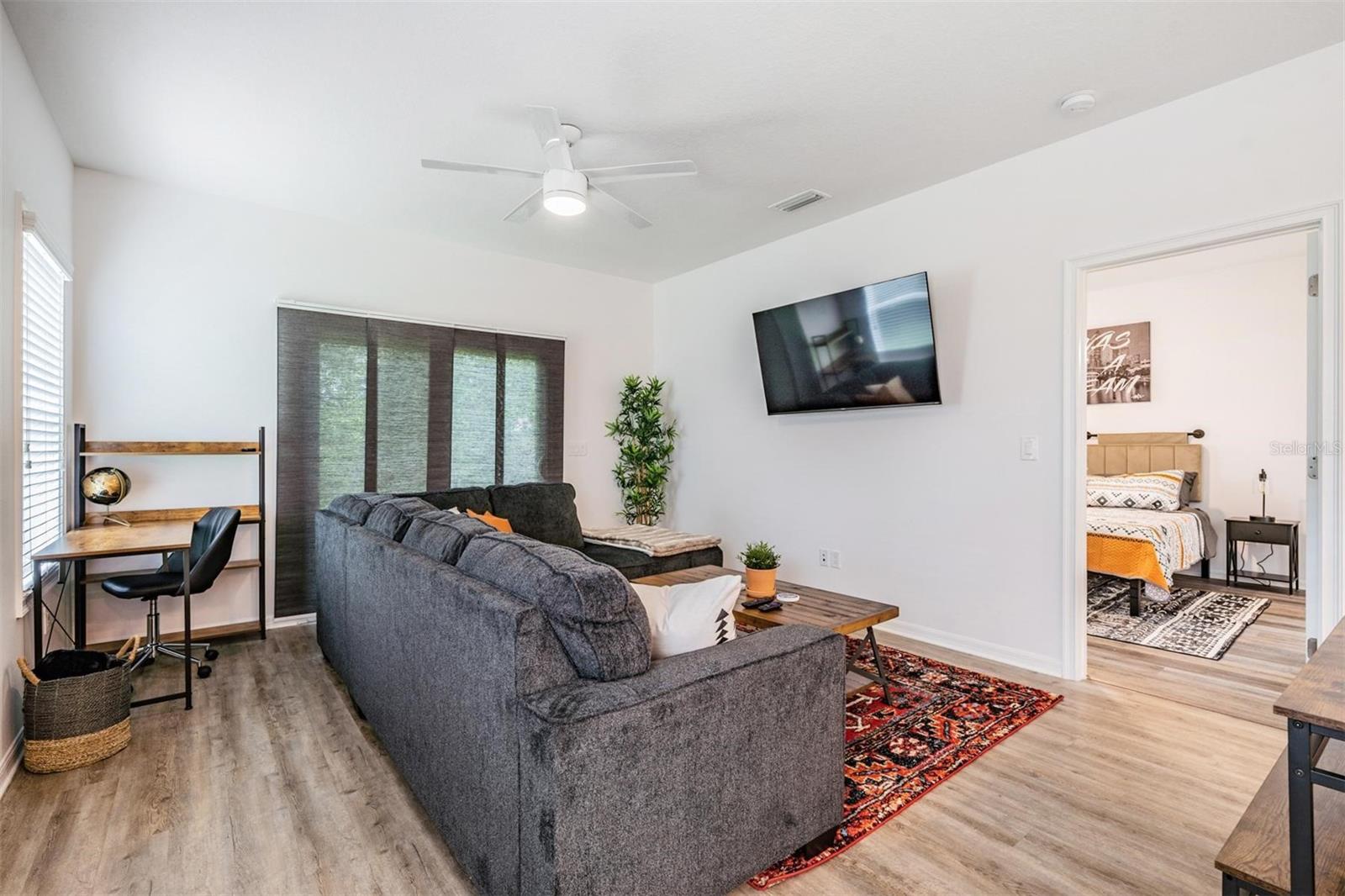 Image 8 of 42 For 2604 Highland Avenue A