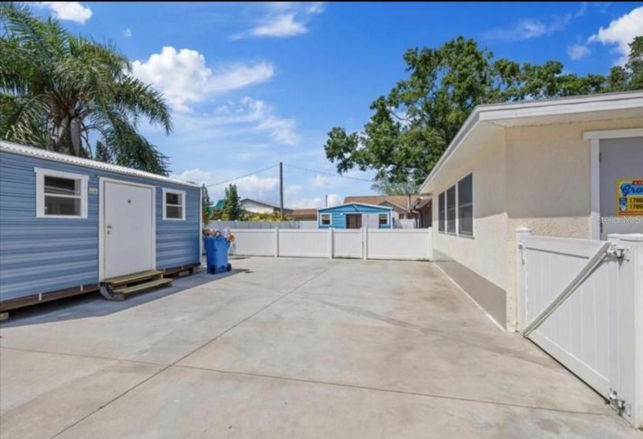 Image 17 of 18 For 8310 Pat Boulevard