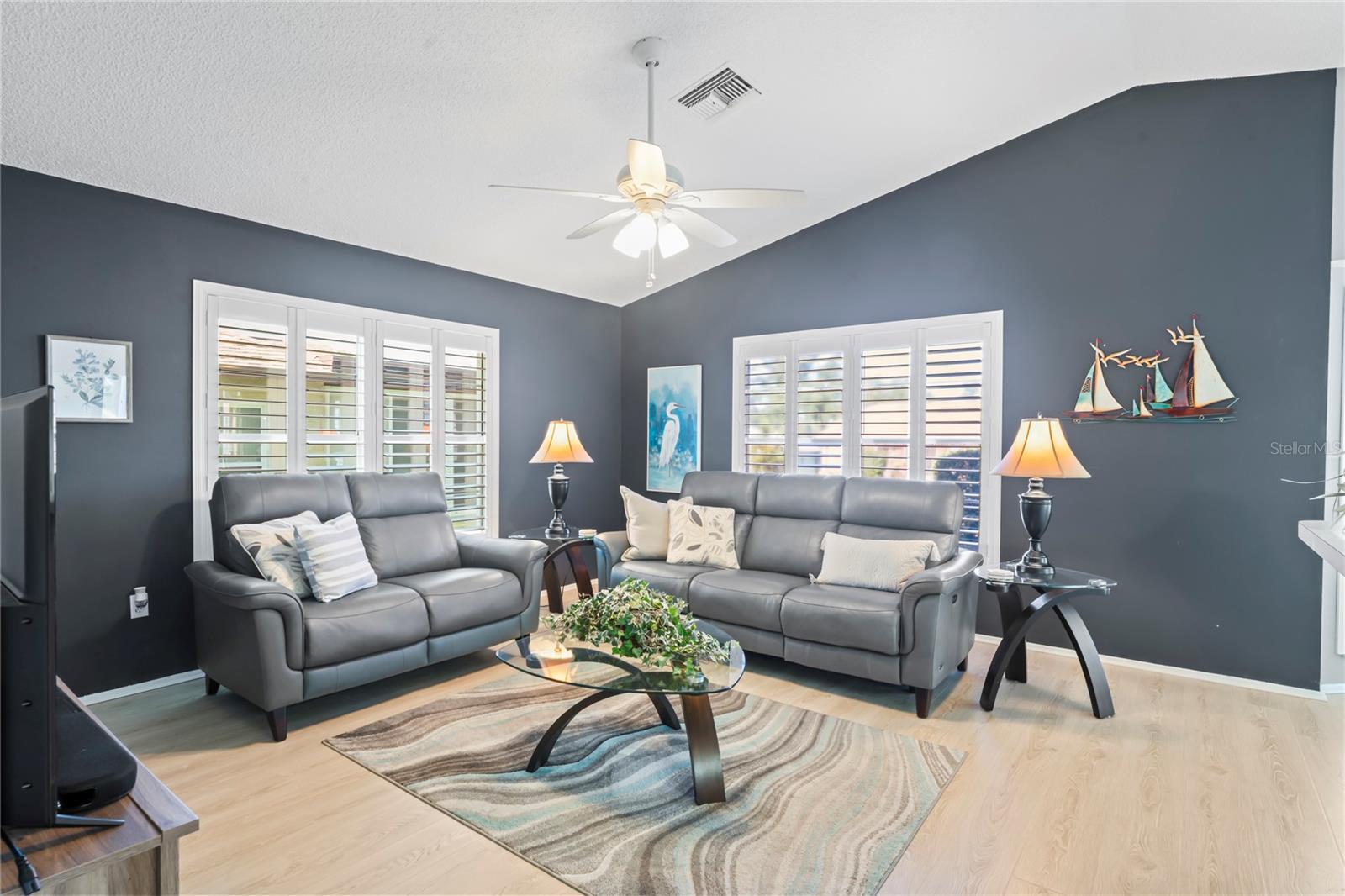 Image 25 of 98 For 7107 Pond View Court