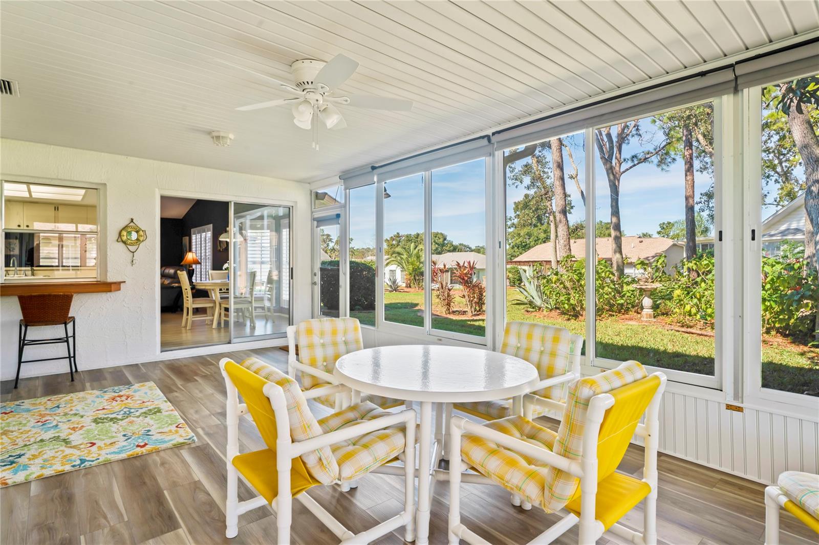 Image 49 of 98 For 7107 Pond View Court