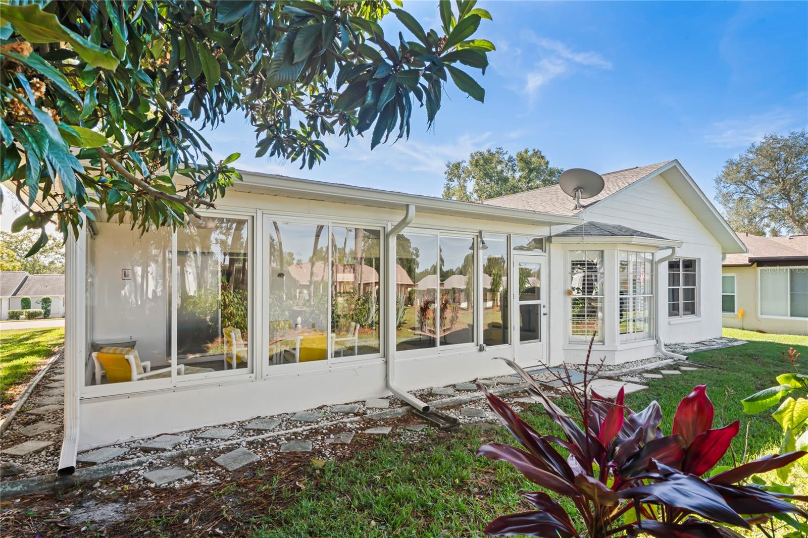 Image 50 of 98 For 7107 Pond View Court