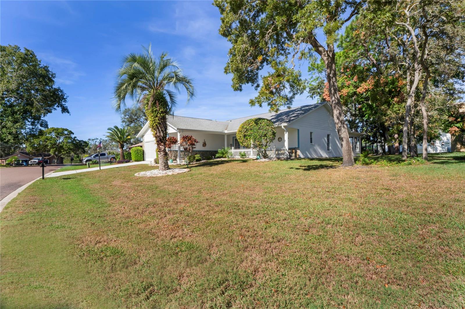 Image 68 of 98 For 7107 Pond View Court