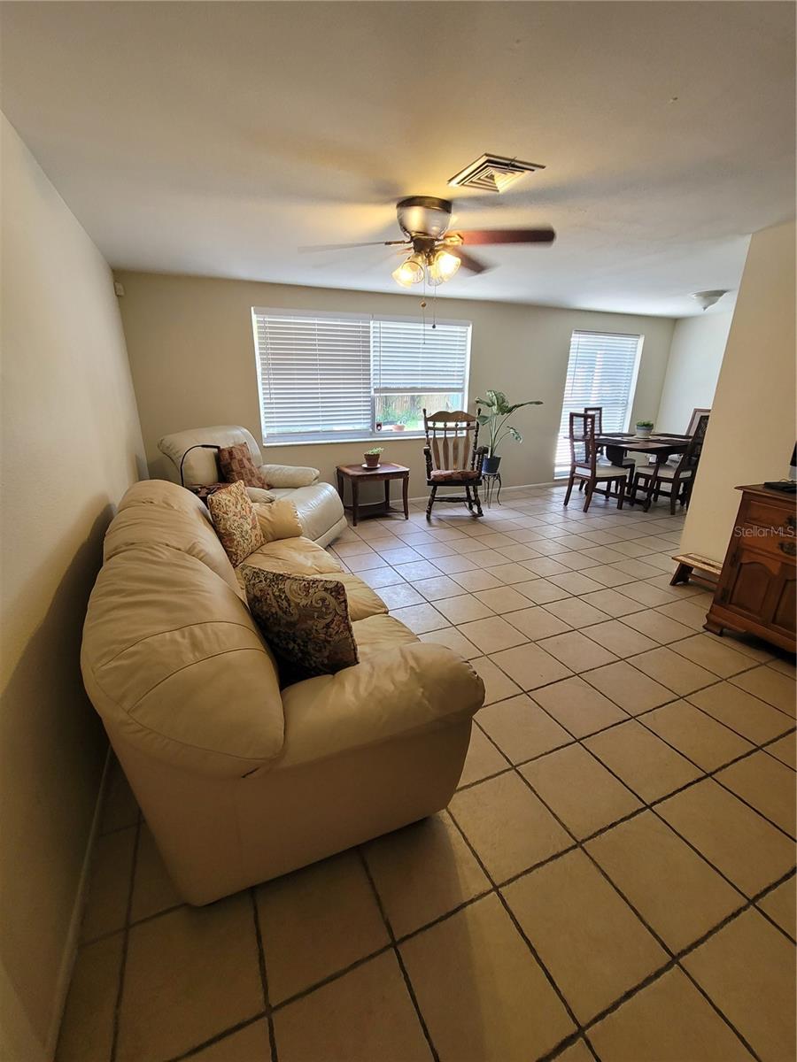 Image 18 of 40 For 9826 Lehigh Drive