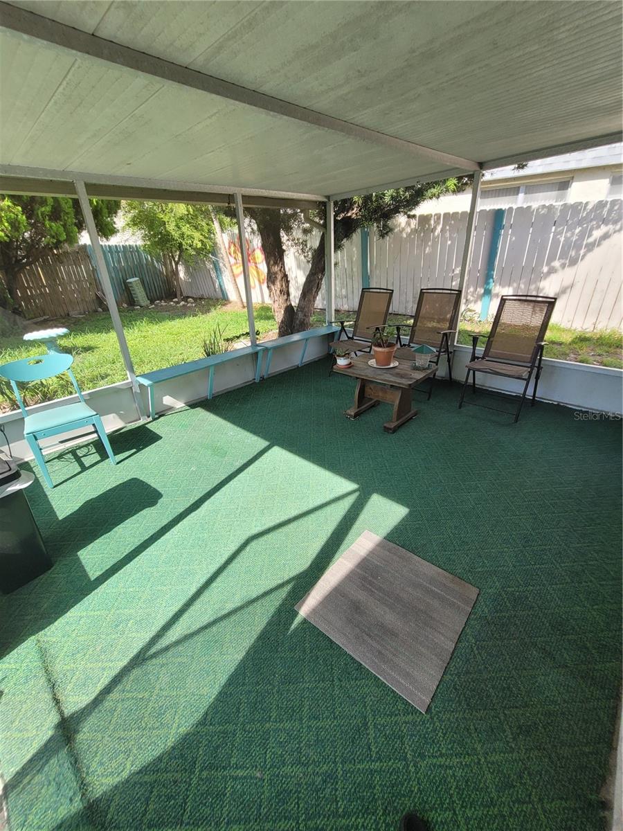 Image 23 of 40 For 9826 Lehigh Drive