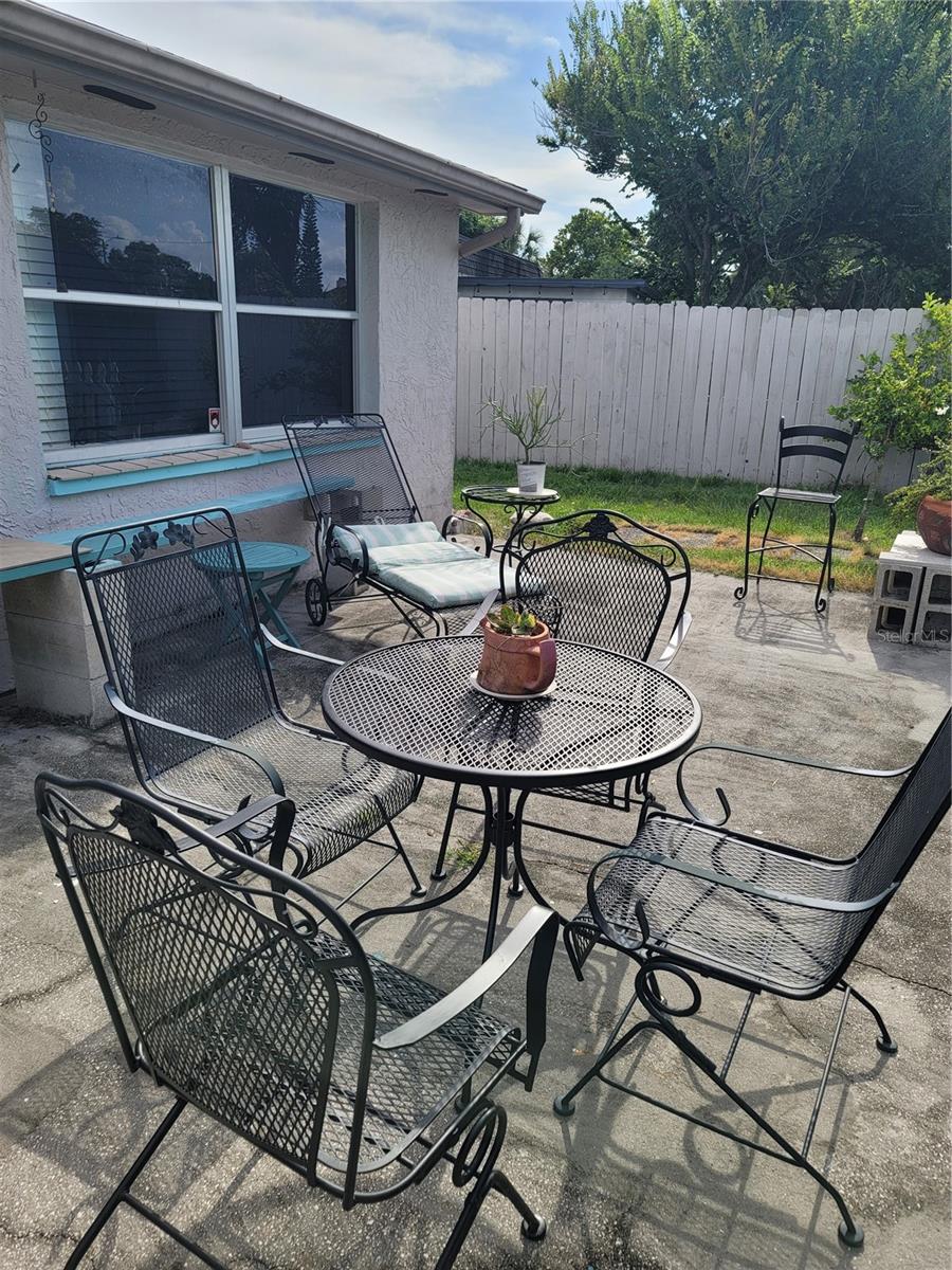 Image 31 of 40 For 9826 Lehigh Drive