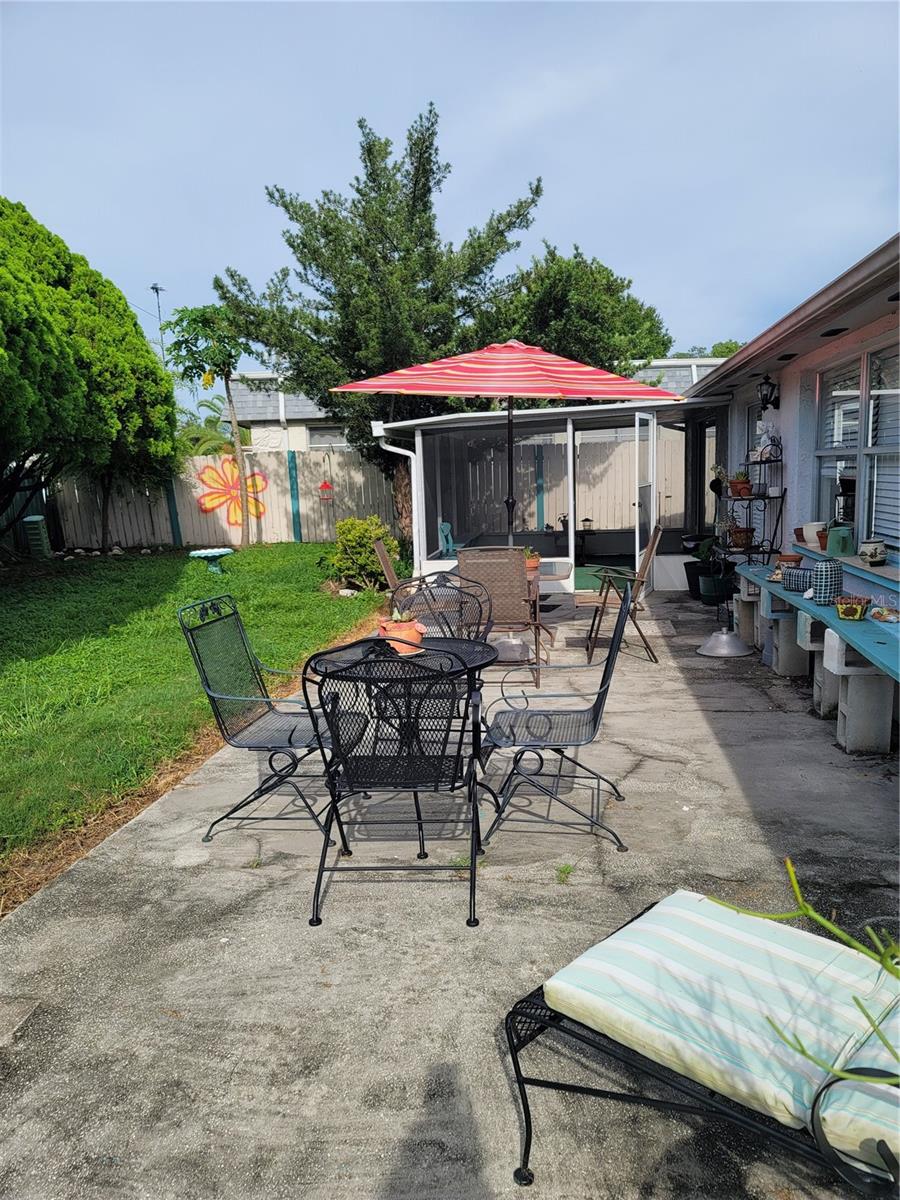 Image 38 of 40 For 9826 Lehigh Drive