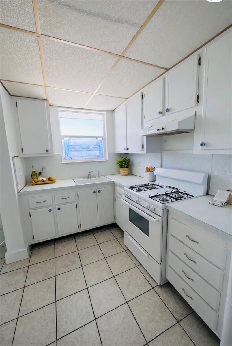 Image 3 of 12 For 5935 30th Avenue S 304