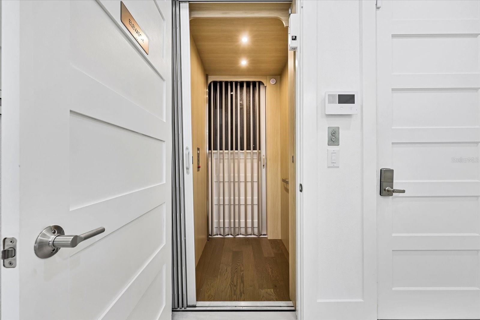 Image 26 of 84 For 3005 Christophers Watch Lane