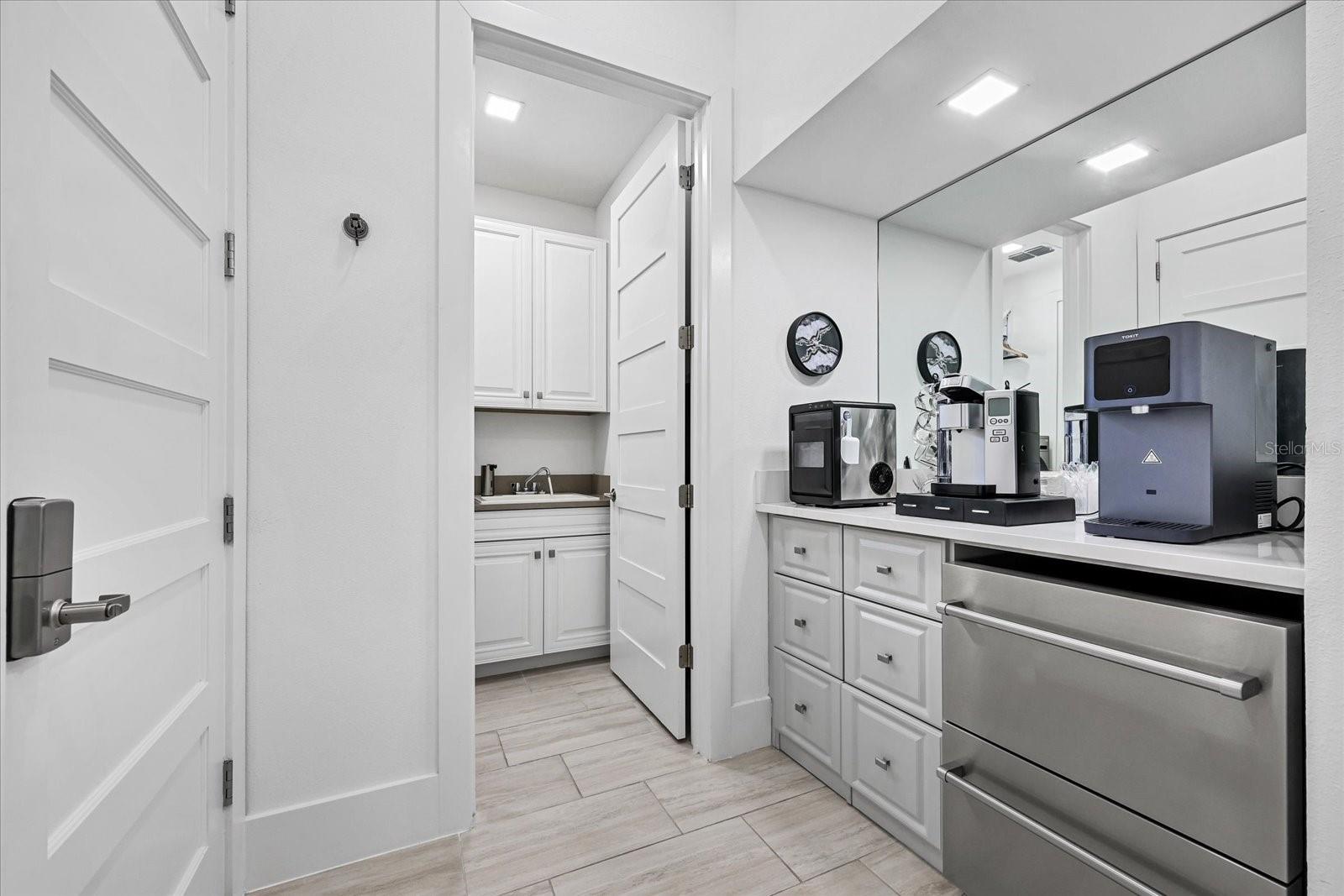 Image 28 of 84 For 3005 Christophers Watch Lane