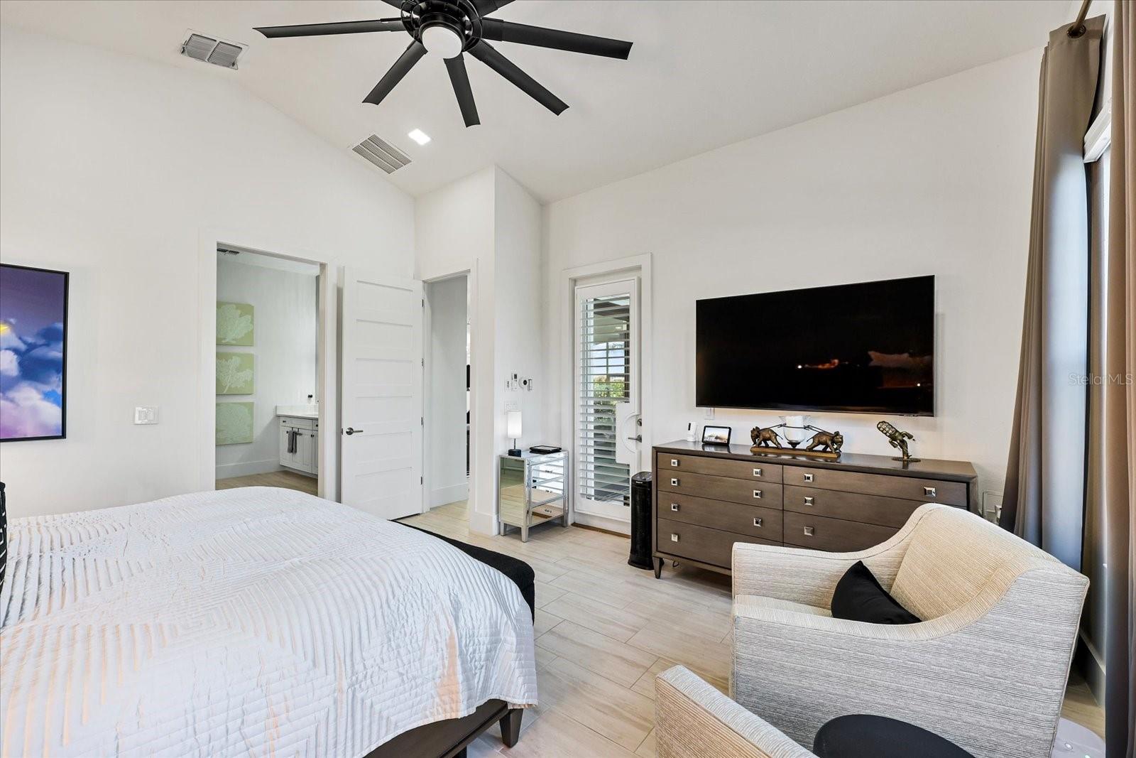 Image 33 of 84 For 3005 Christophers Watch Lane