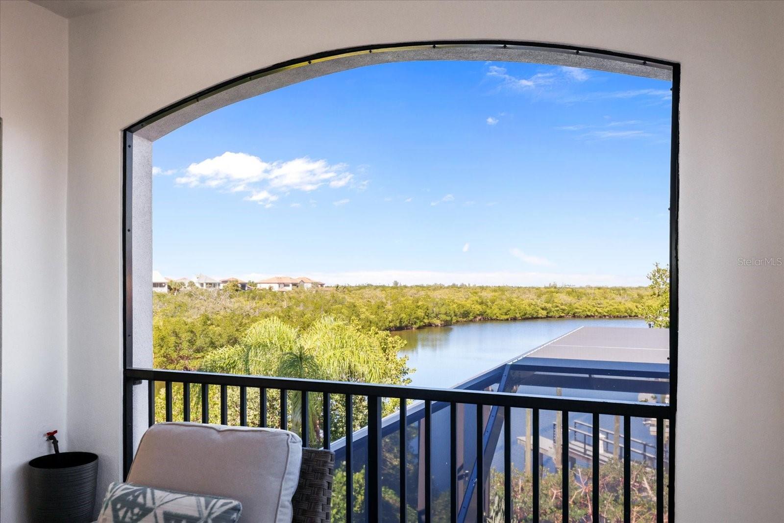 Image 45 of 84 For 3005 Christophers Watch Lane