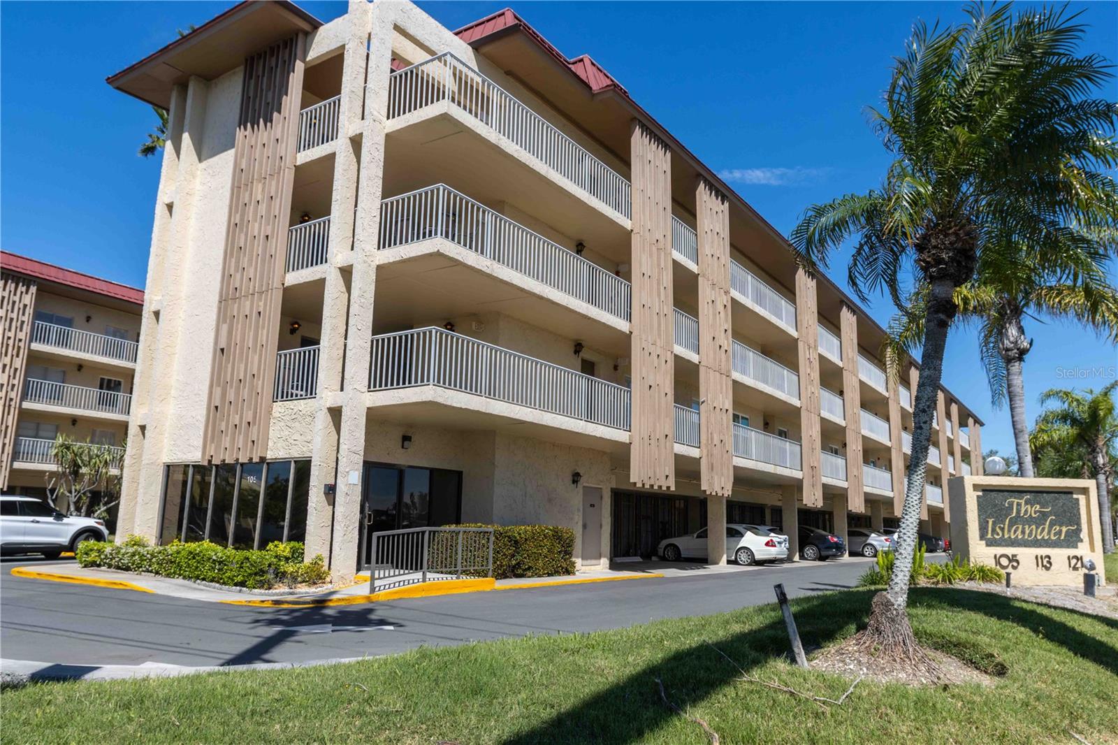 Details for 105 Island Way 142, CLEARWATER BEACH, FL 33767