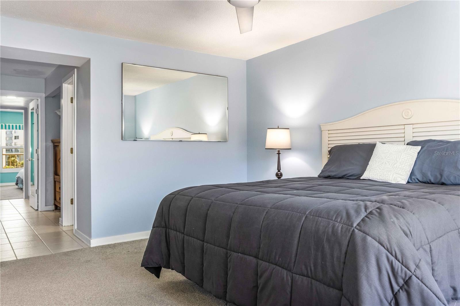 Image 17 of 45 For 105 Island Way 142