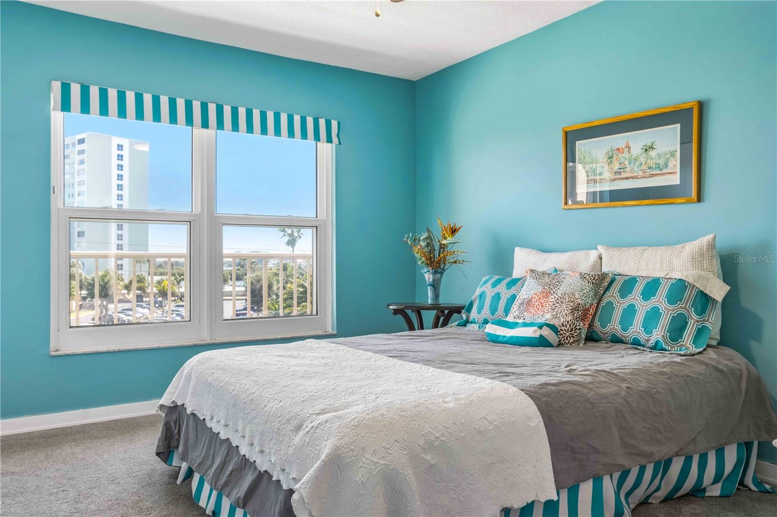 Image 22 of 45 For 105 Island Way 142