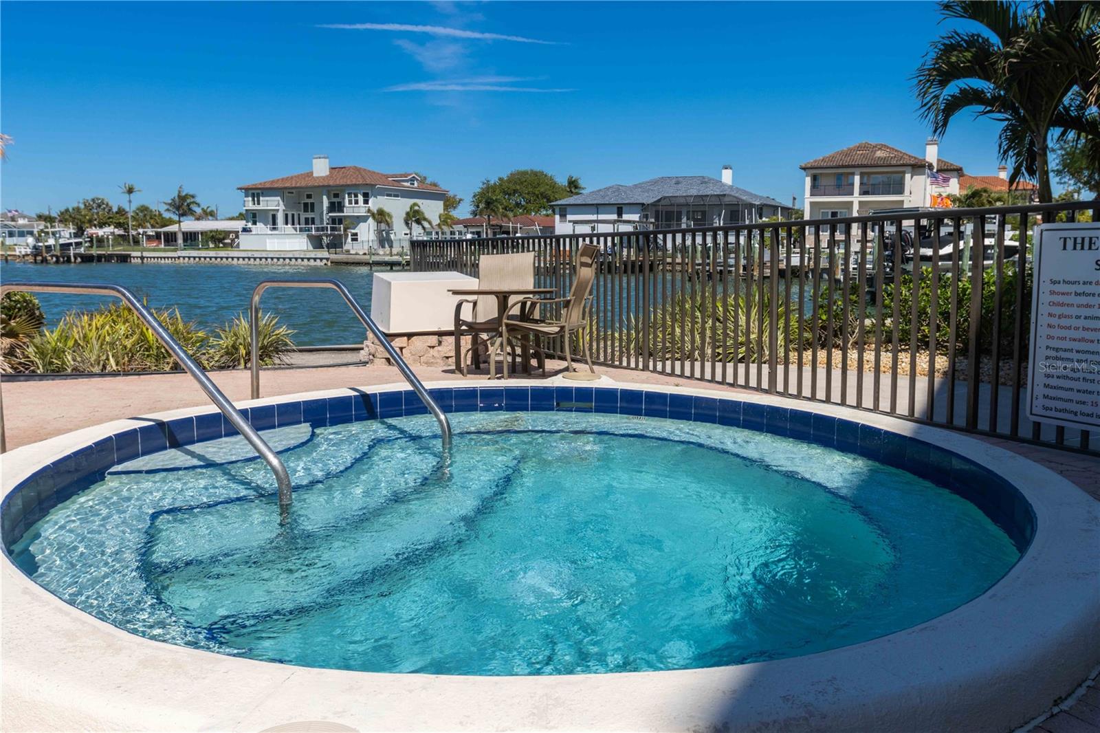 Image 37 of 45 For 105 Island Way 142