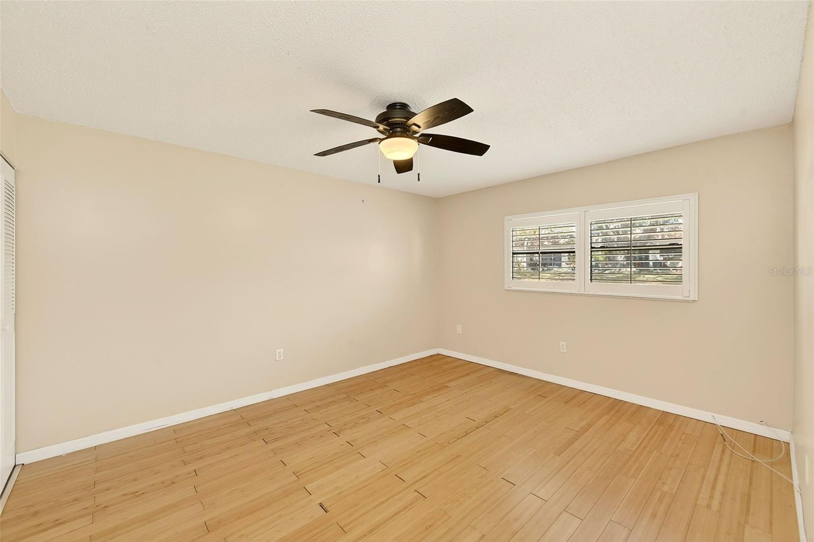 Image 20 of 41 For 2996 Mission Drive E 60e