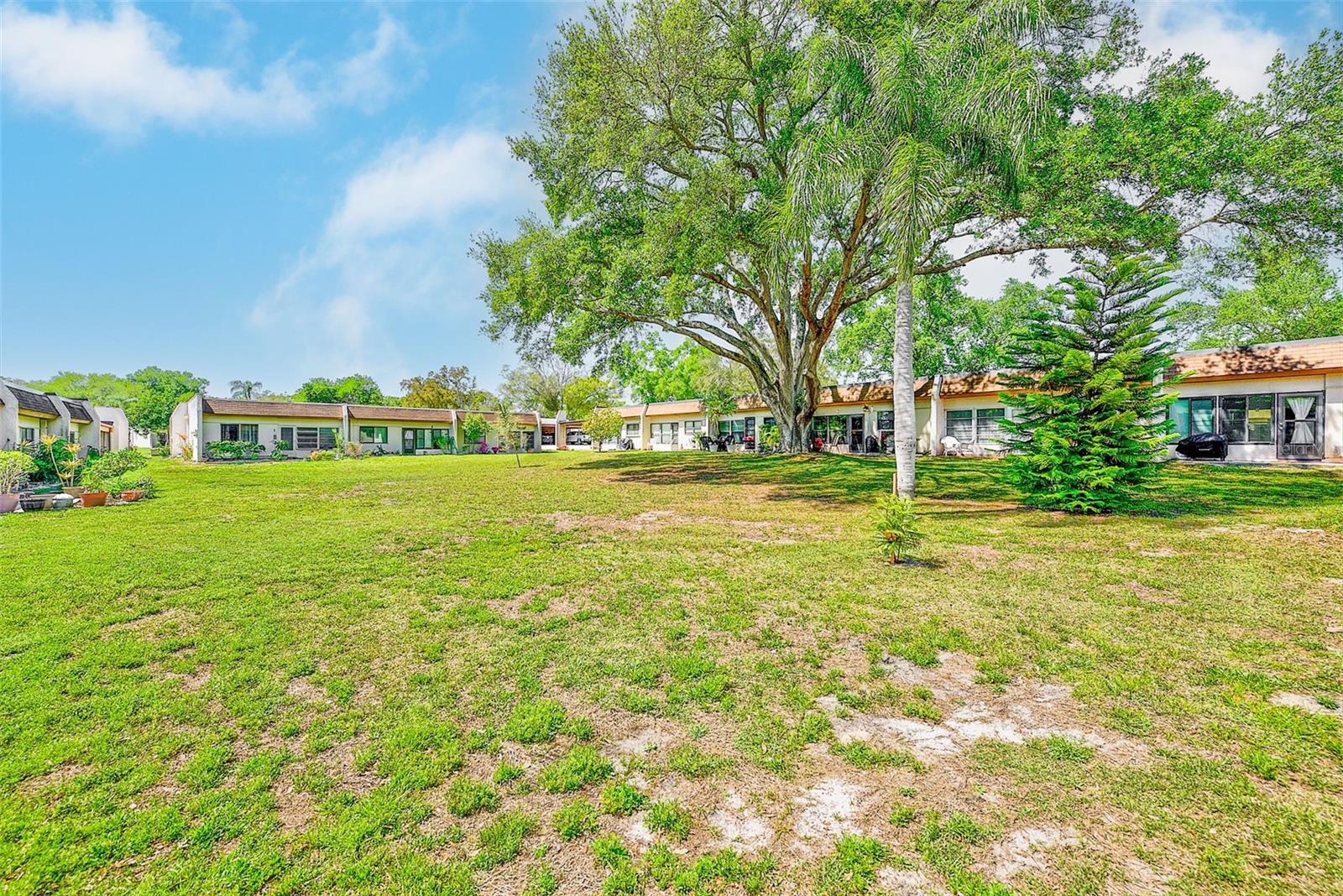 Image 31 of 41 For 2996 Mission Drive E 60e