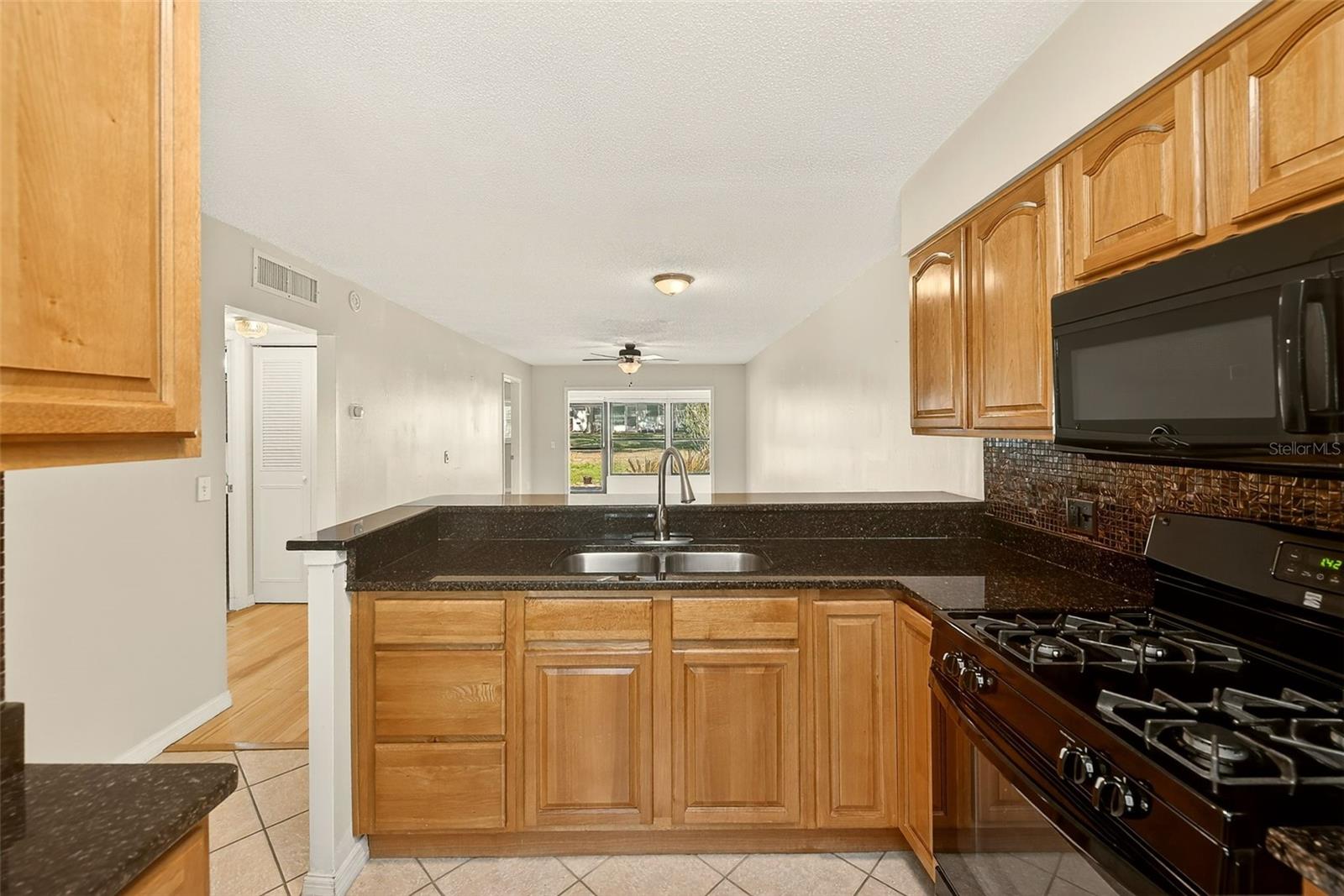 Image 6 of 41 For 2996 Mission Drive E 60e