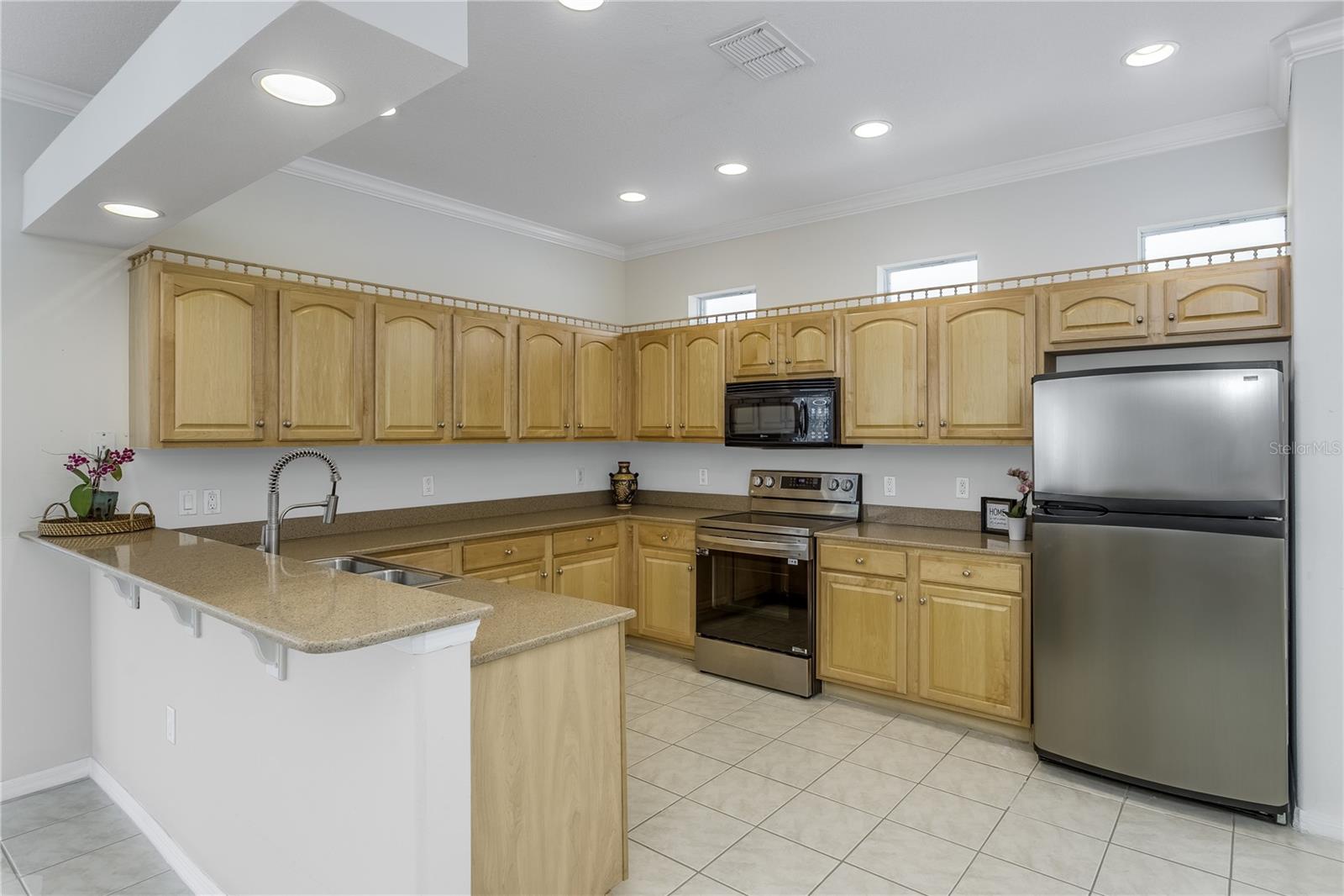 Image 4 of 32 For 8415 Tarocco Court