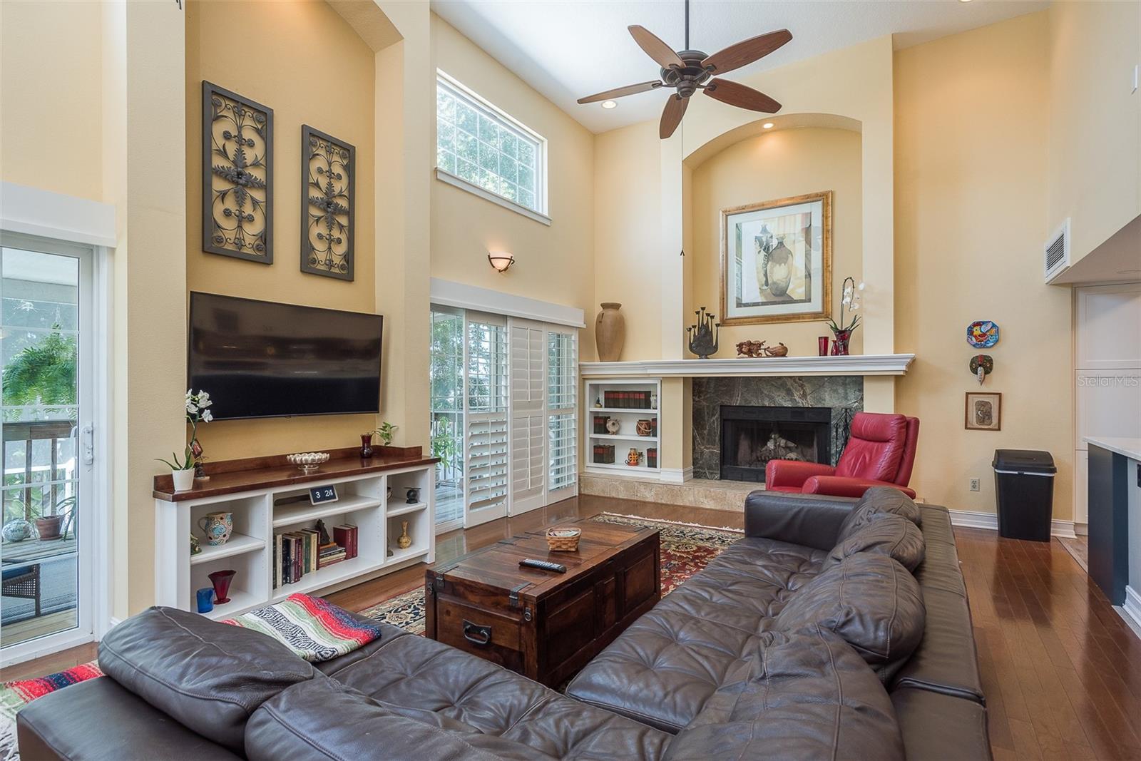 Image 12 of 59 For 14 Baywood Drive